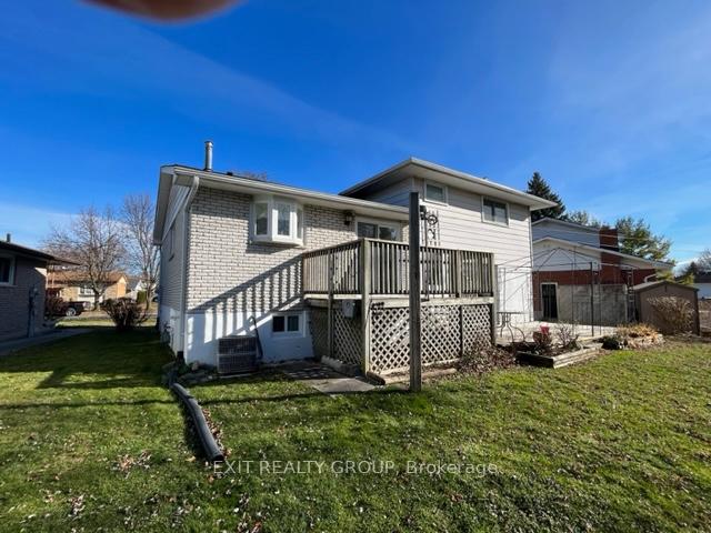 Photo 5 of 18 Diamond Crescent, Belleville, Belleville Ward — HOMEH