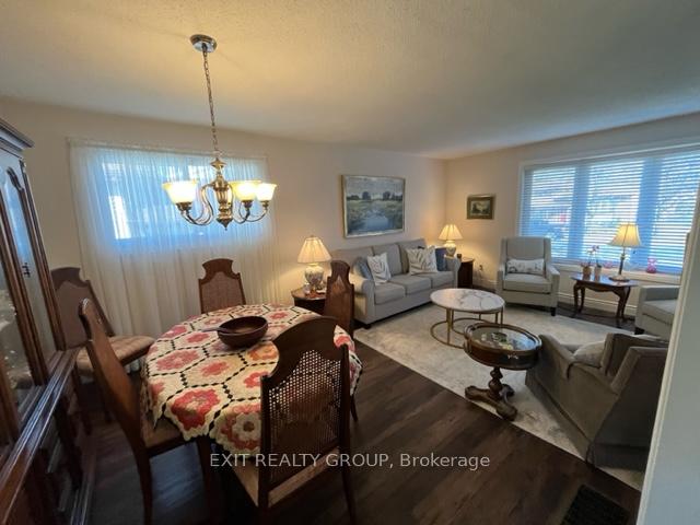 Photo 24 of 18 Diamond Crescent, Belleville, Belleville Ward — HOMEH