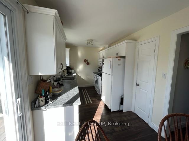 Photo 28 of 18 Diamond Crescent, Belleville, Belleville Ward — HOMEH