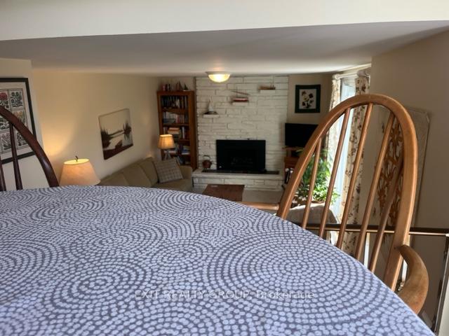 Photo 31 of 18 Diamond Crescent, Belleville, Belleville Ward — HOMEH