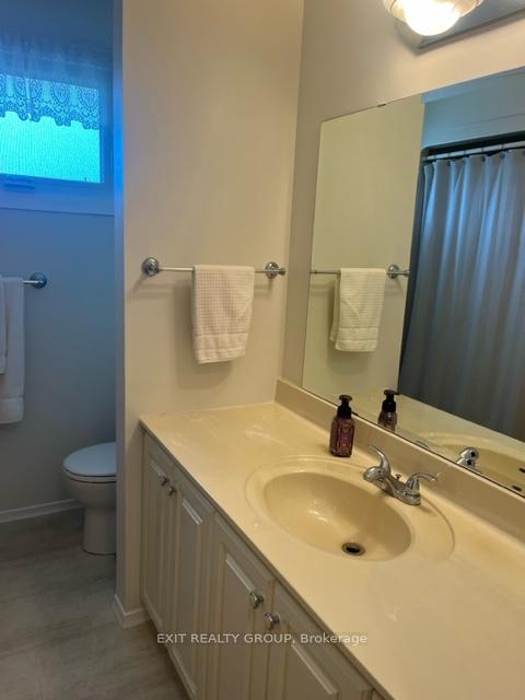 Photo 37 of 18 Diamond Crescent, Belleville, Belleville Ward — HOMEH