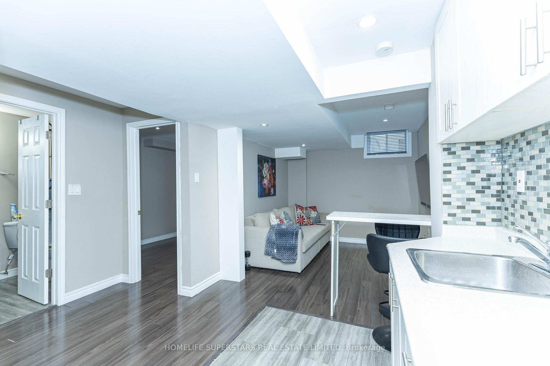 Photo 1 of 96 Delport Close, Brampton, Bram East — HOMEH