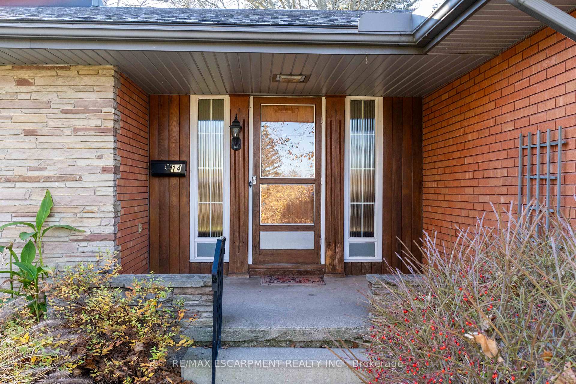 Photo 5 of 14 Horace Drive, Brant, Paris — HOMEH