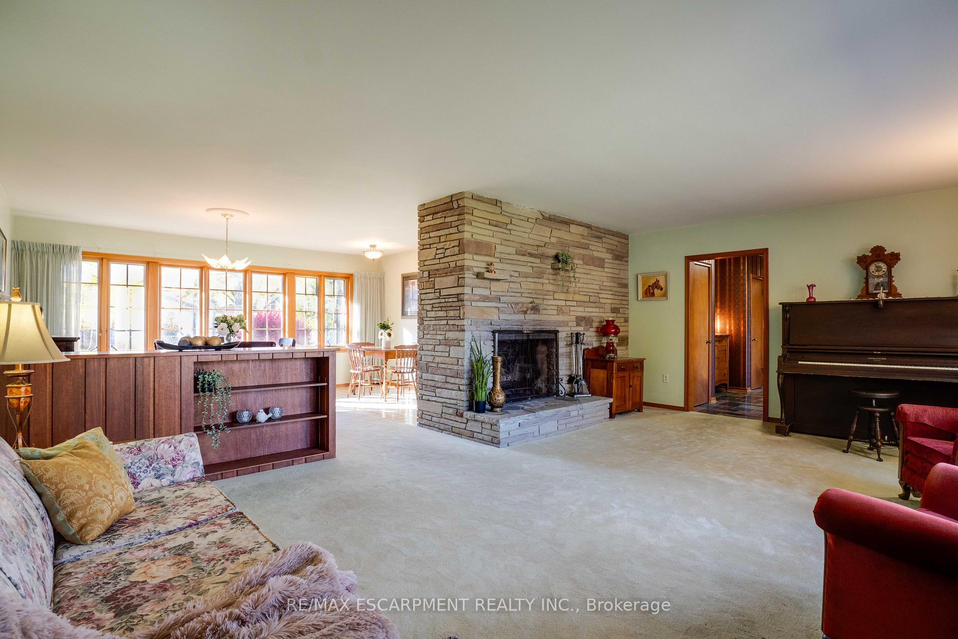 Photo 14 of 14 Horace Drive, Brant, Paris — HOMEH
