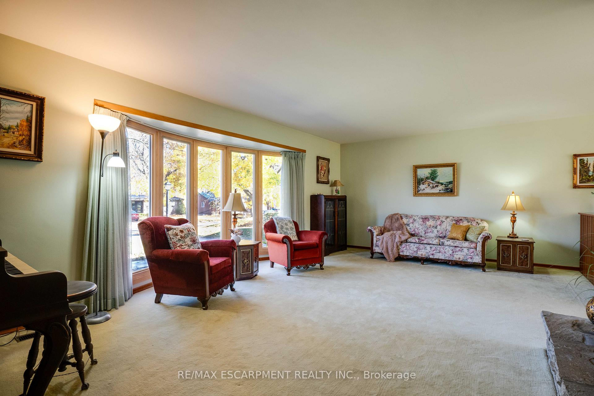 Photo 17 of 14 Horace Drive, Brant, Paris — HOMEH