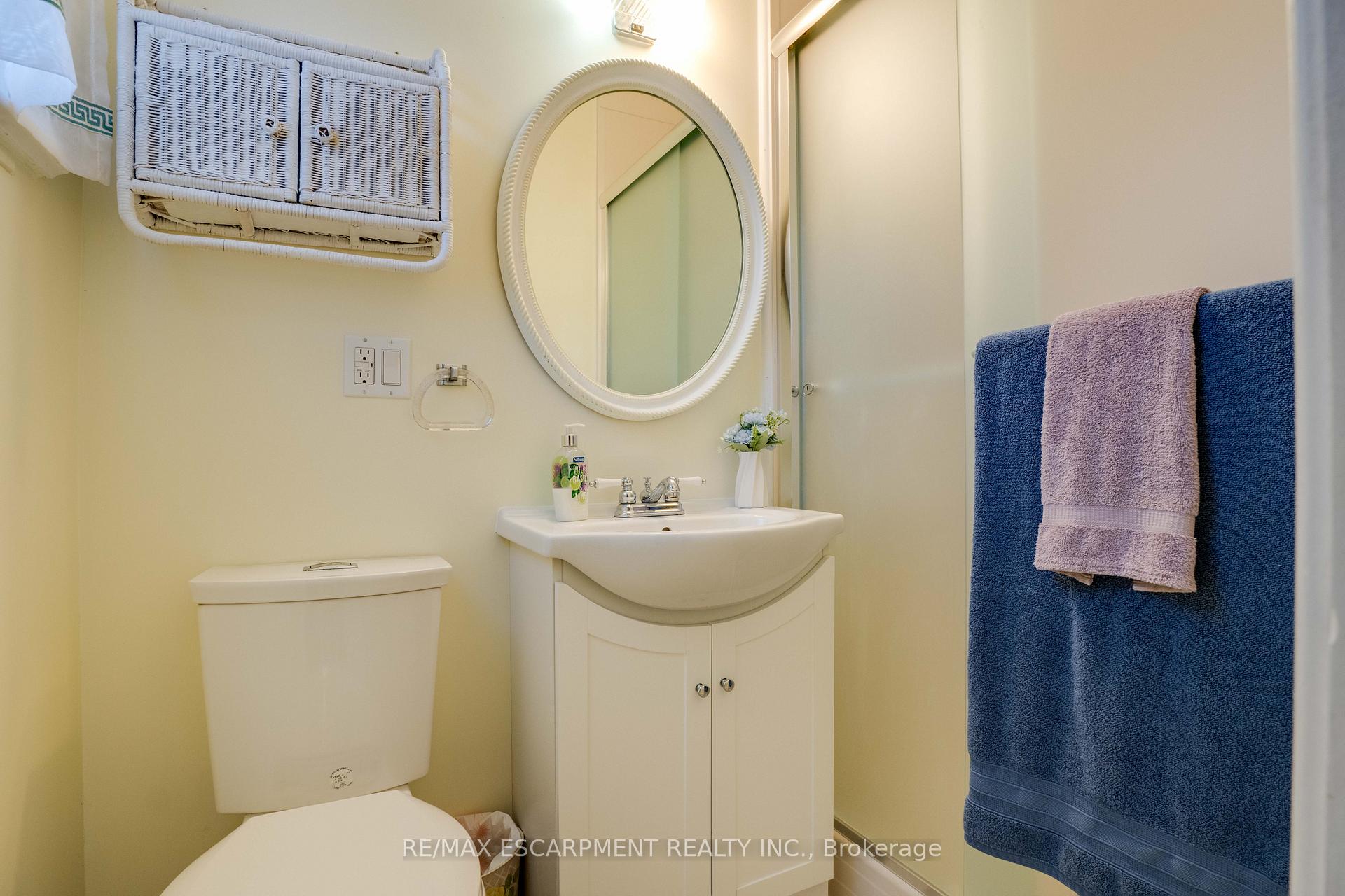 Photo 24 of 14 Horace Drive, Brant, Paris — HOMEH