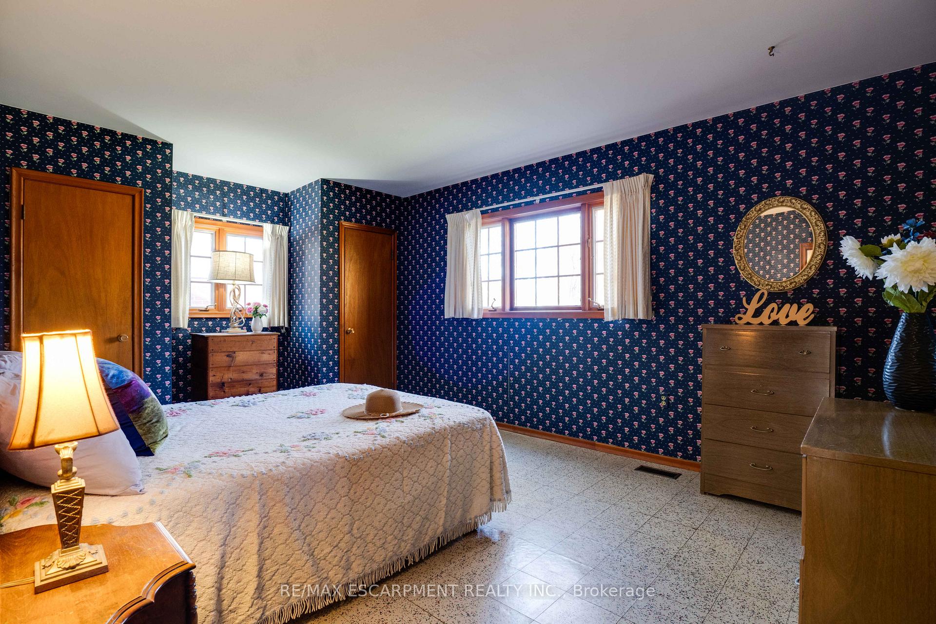 Photo 31 of 14 Horace Drive, Brant, Paris — HOMEH
