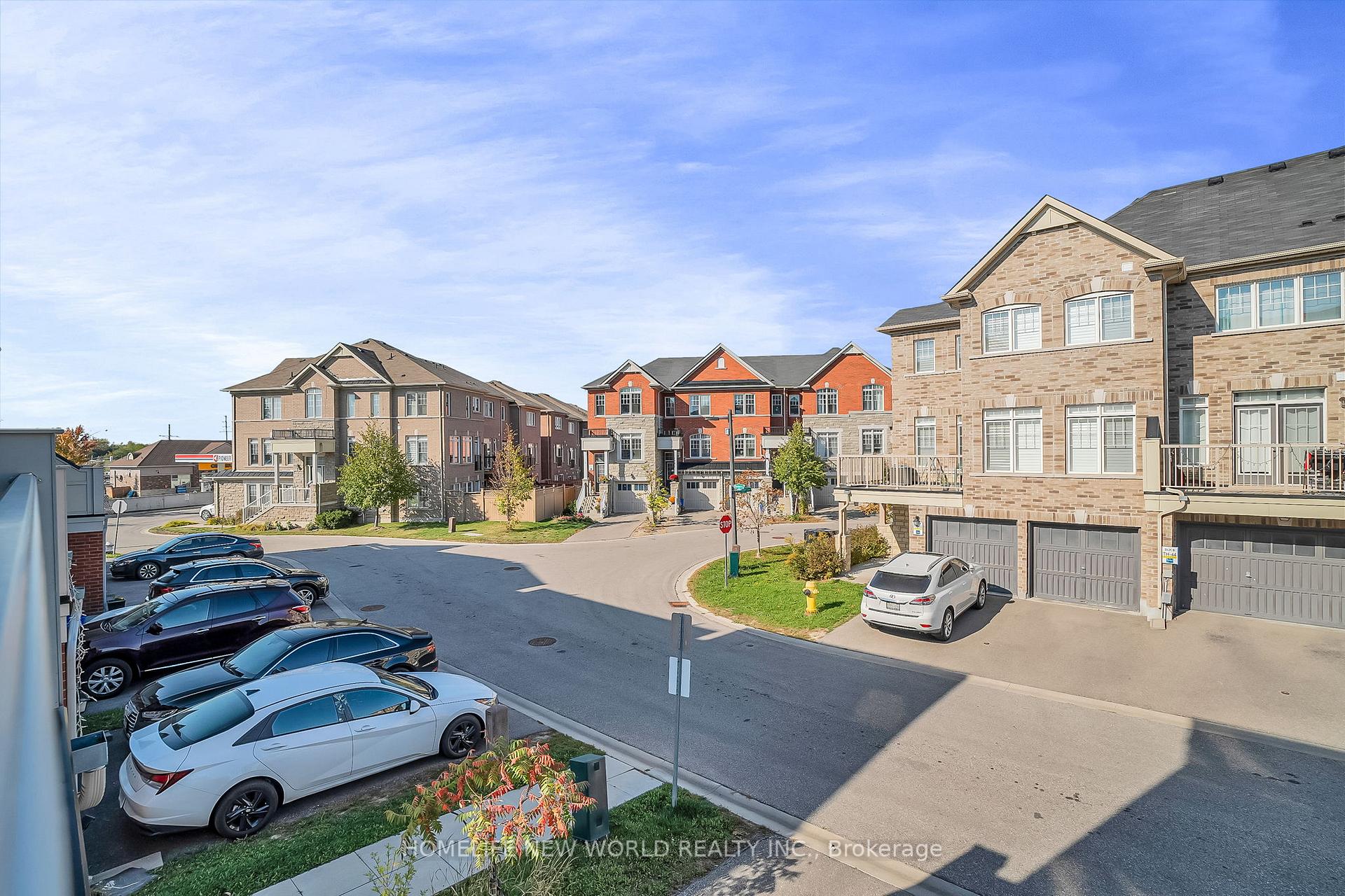 Photo 11 of 193 Dundas Way, Markham, Greensborough — HOMEH