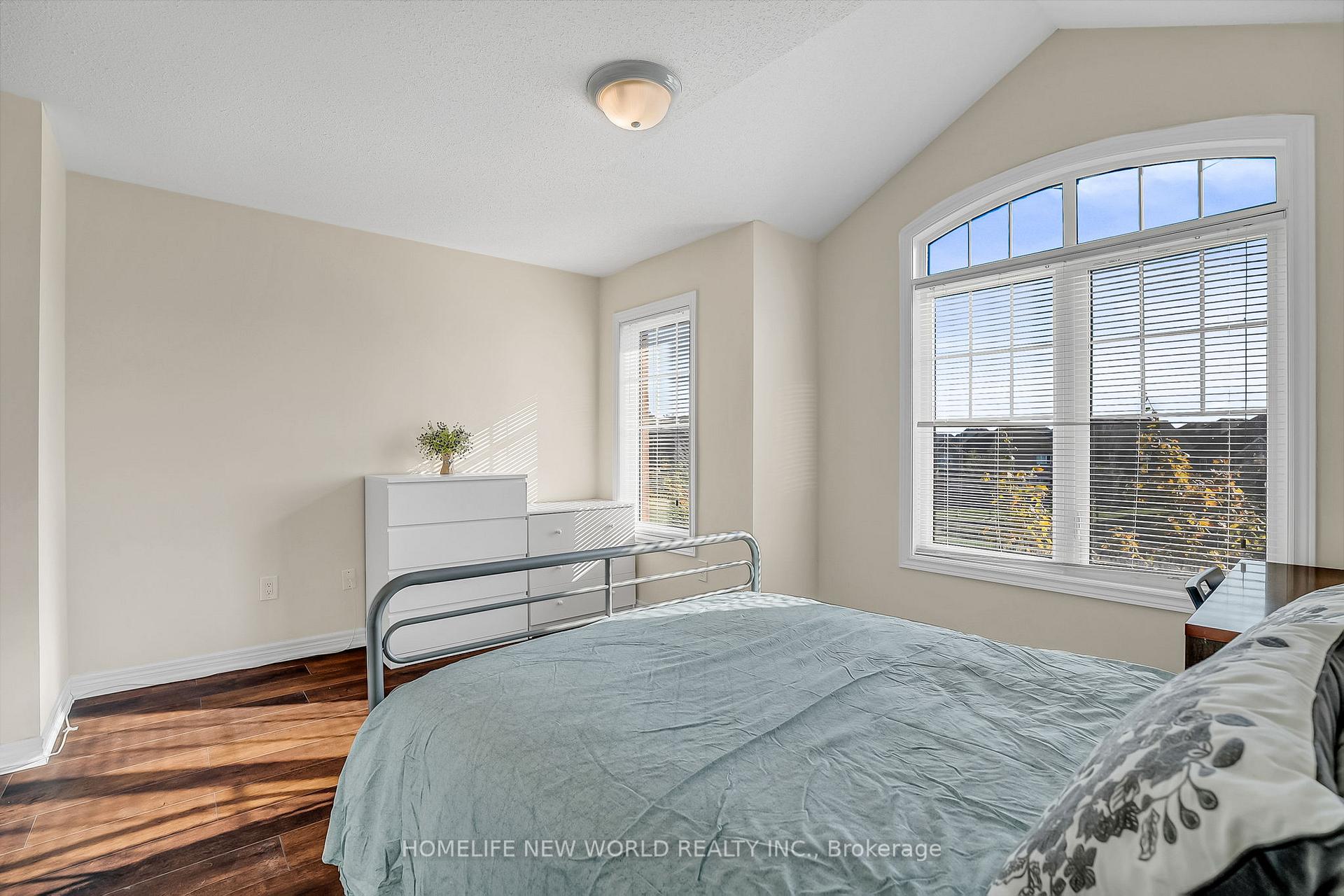 Photo 16 of 193 Dundas Way, Markham, Greensborough — HOMEH