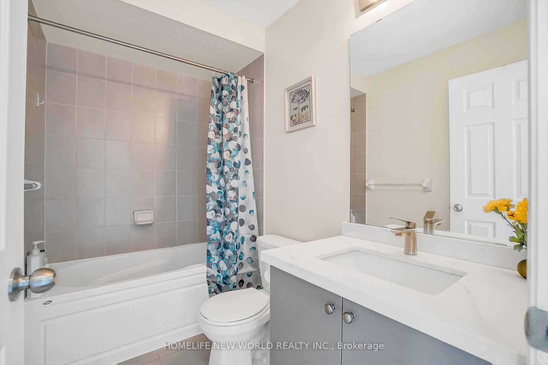 Photo 17 of 193 Dundas Way, Markham, Greensborough — HOMEH