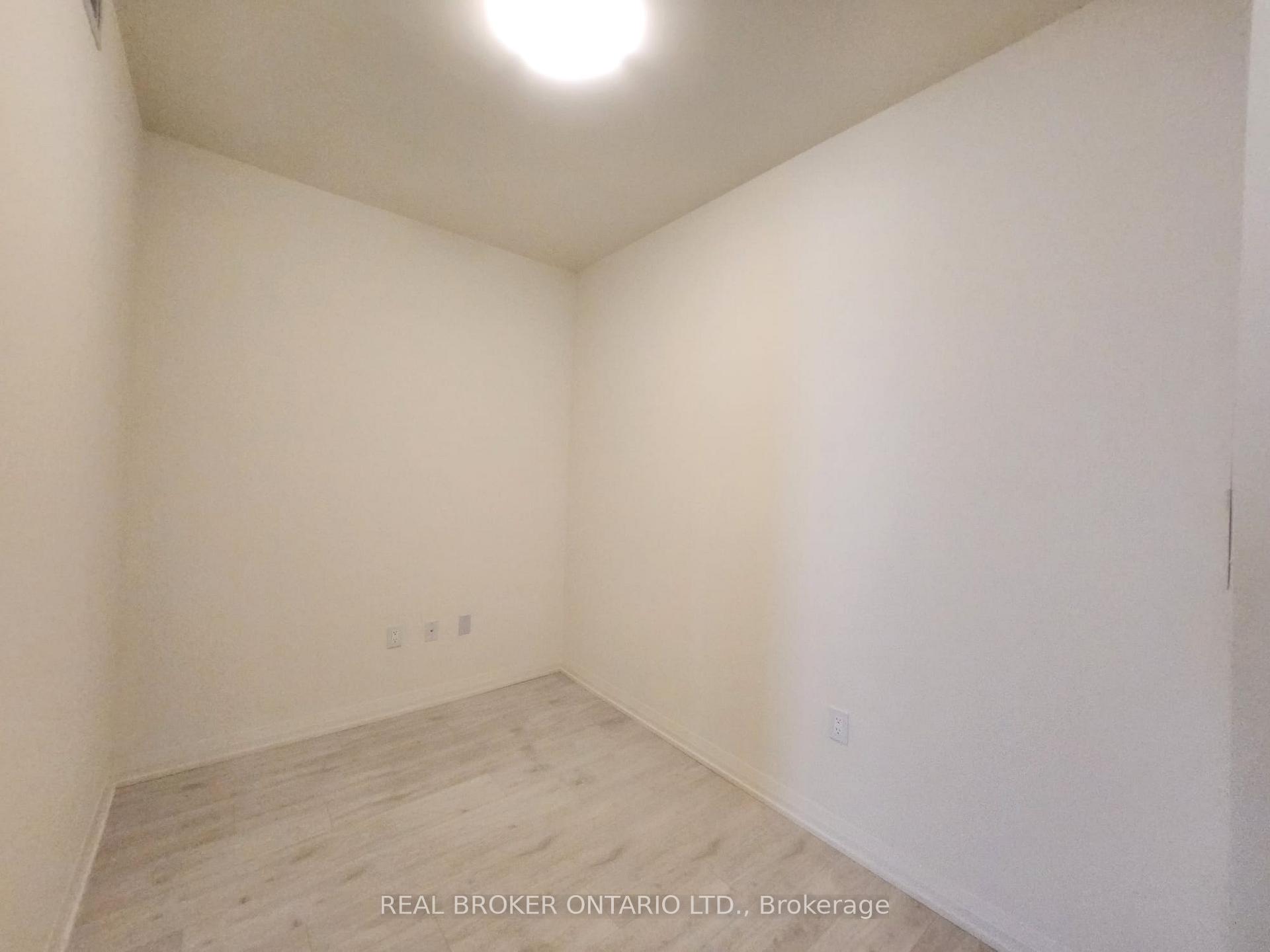 Photo 7 of Unit 1825, 9000 Jane Street, Vaughan, Concord — HOMEH