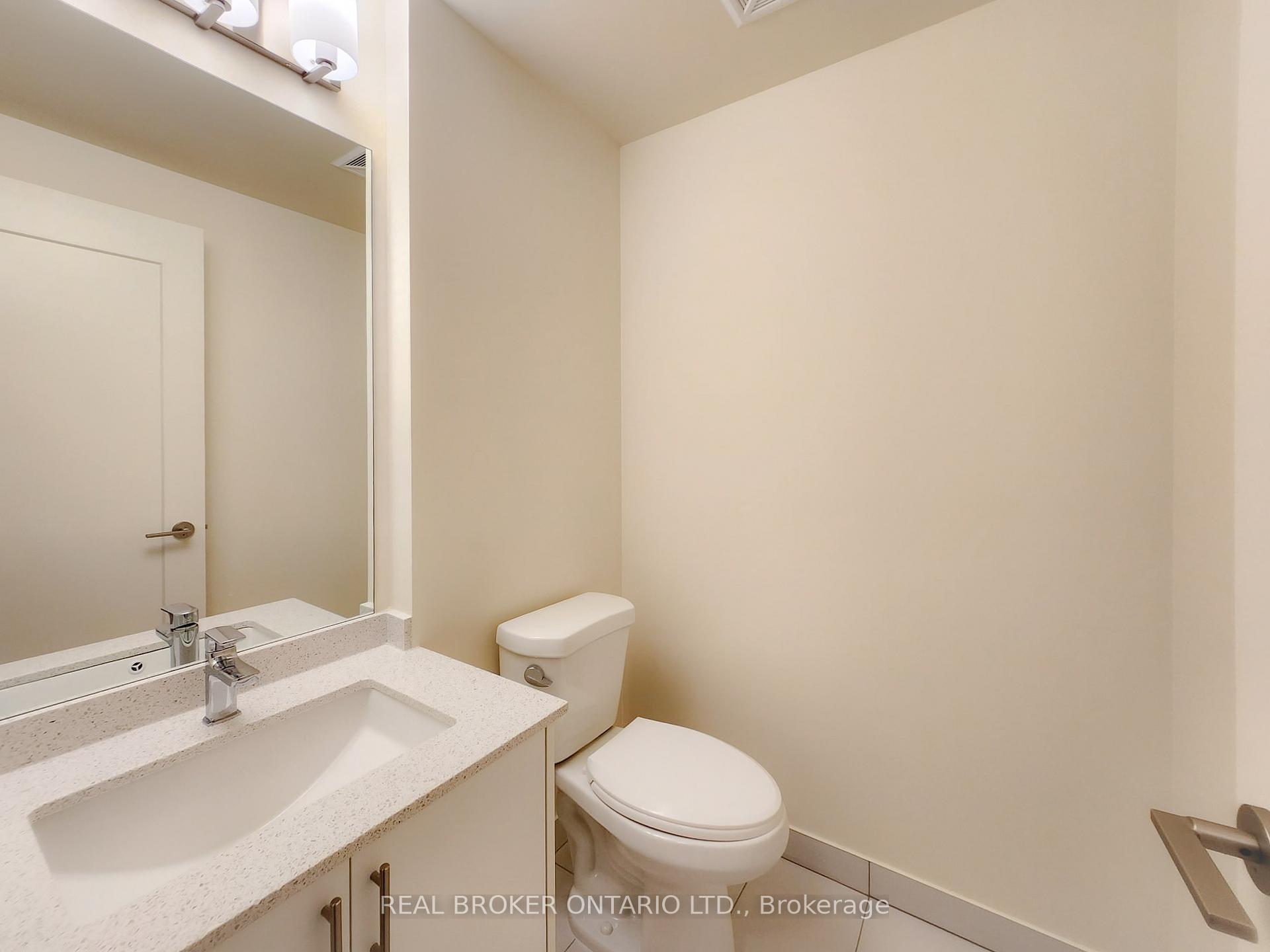 Photo 8 of Unit 1825, 9000 Jane Street, Vaughan, Concord — HOMEH