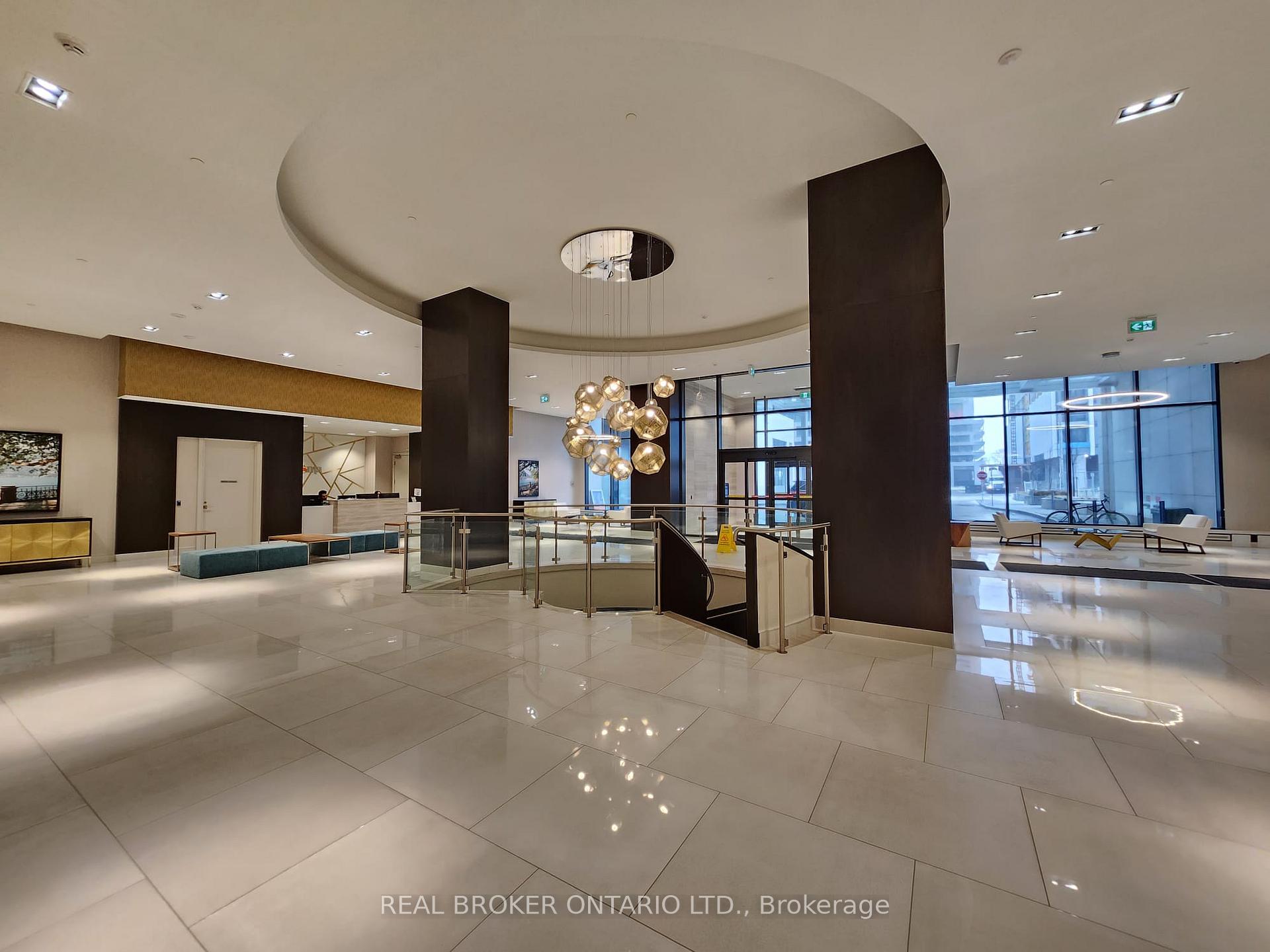 Photo 11 of Unit 1825, 9000 Jane Street, Vaughan, Concord — HOMEH