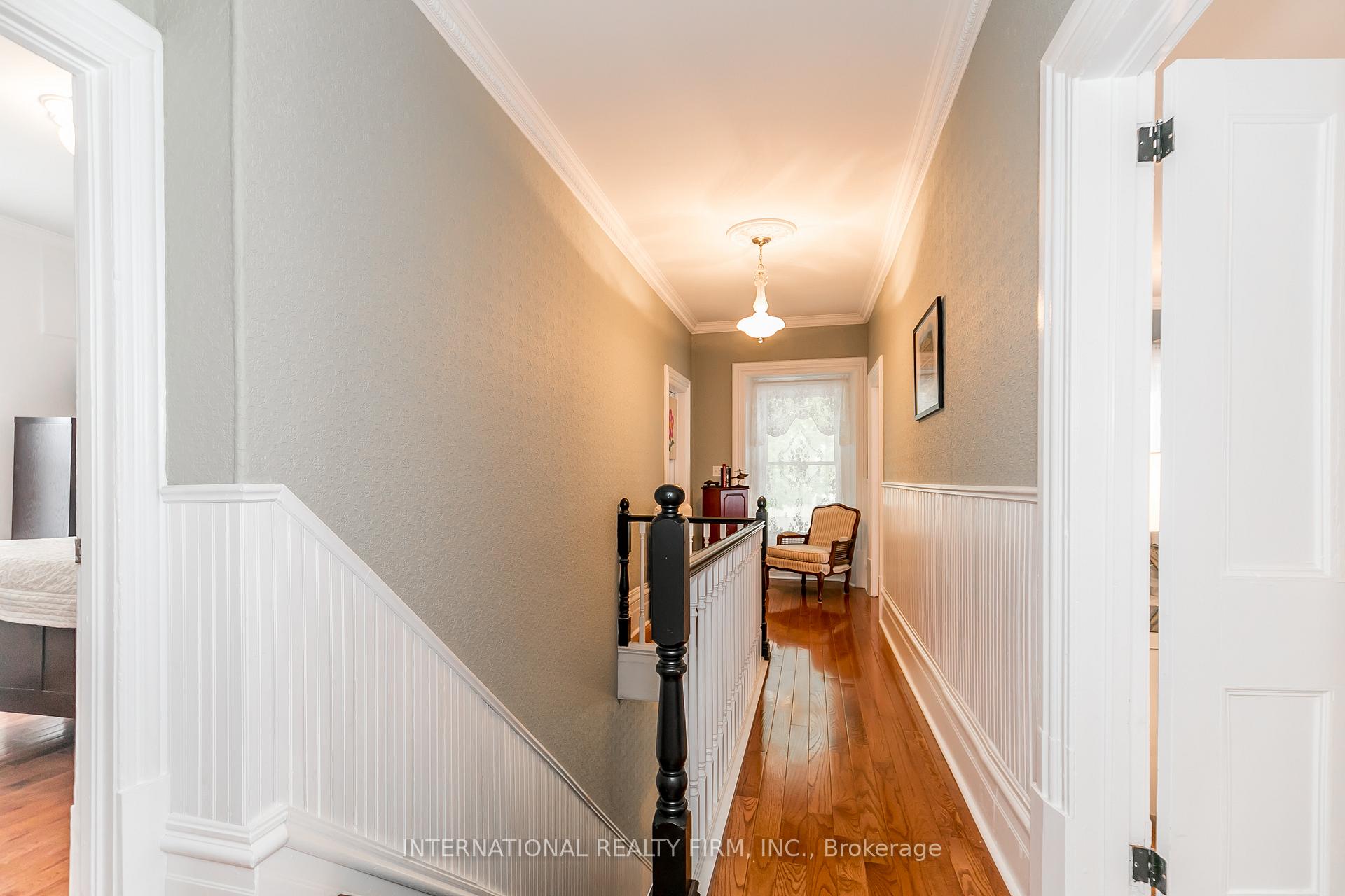 Photo 14 of Unit Upper Unit, 261 Smith Street, Wellington North, Arthur — HOMEH