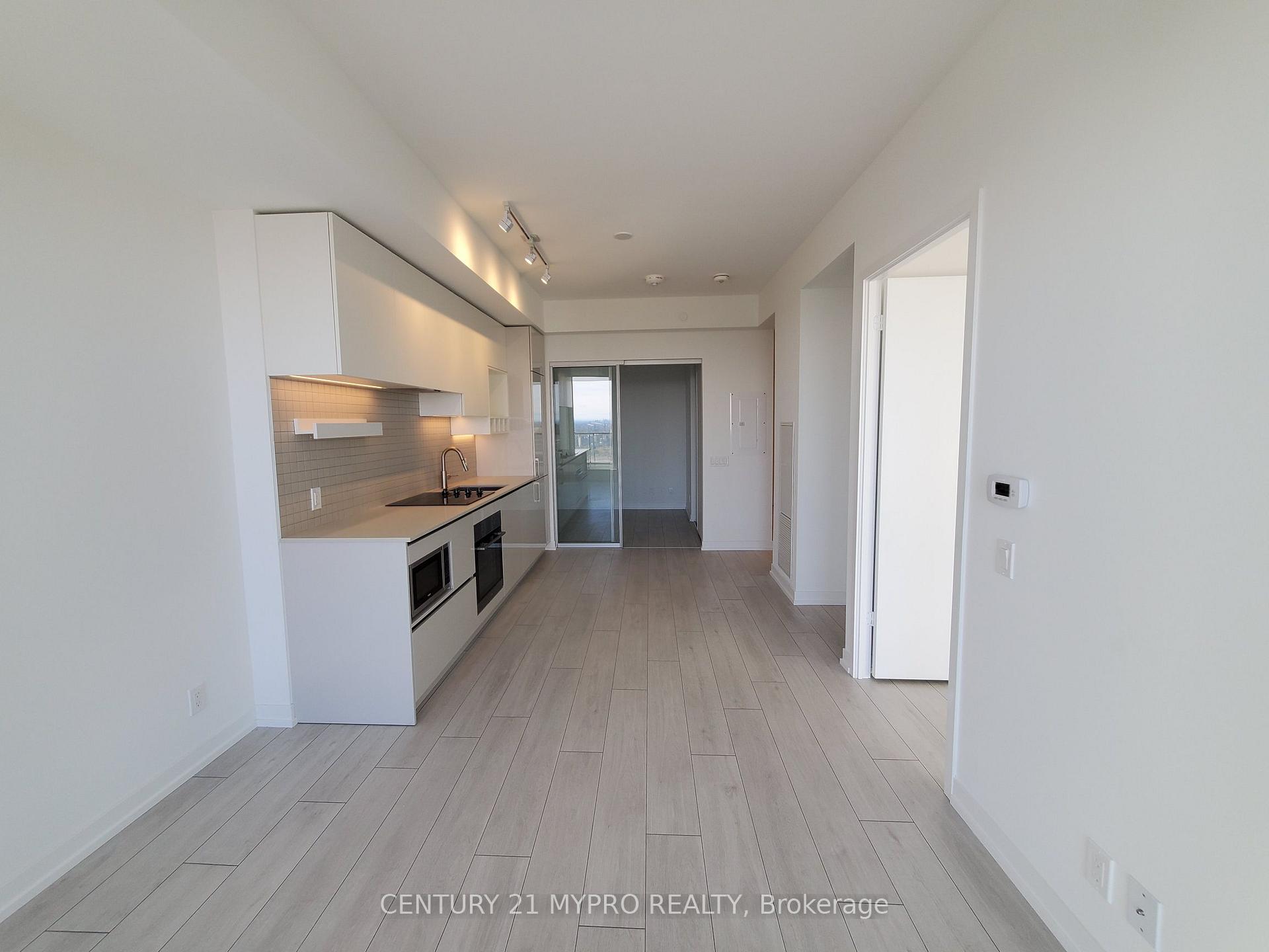 Photo 2 of Unit 5105, 5 Buttermill Avenue, Vaughan, Vaughan Corporate Centre — HOMEH