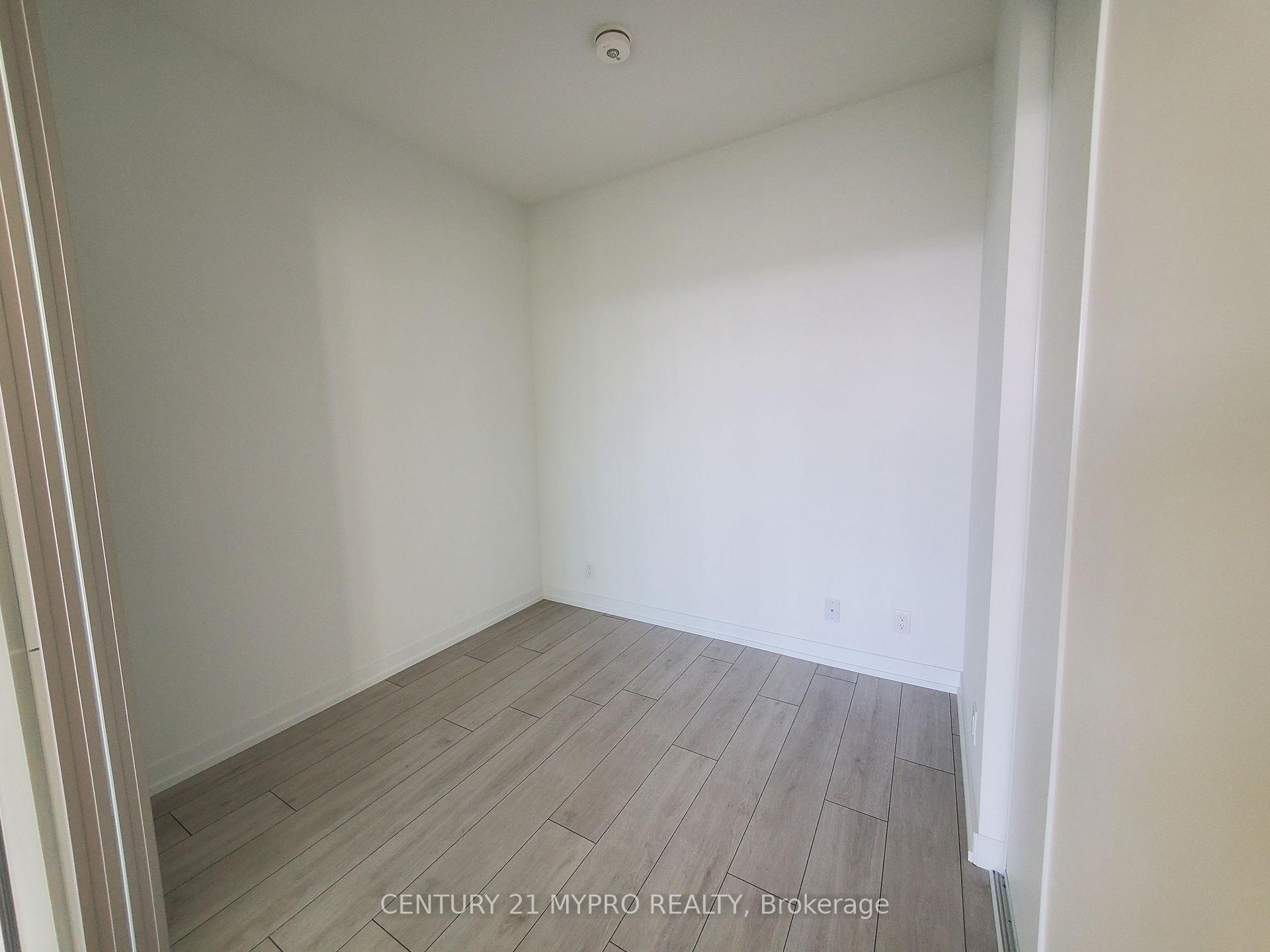 Photo 3 of Unit 5105, 5 Buttermill Avenue, Vaughan, Vaughan Corporate Centre — HOMEH