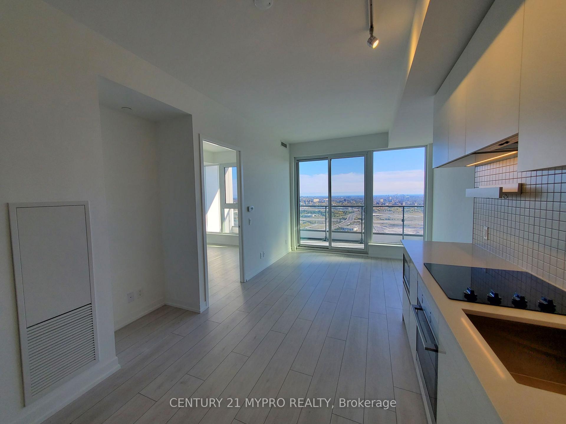 Photo 4 of Unit 5105, 5 Buttermill Avenue, Vaughan, Vaughan Corporate Centre — HOMEH