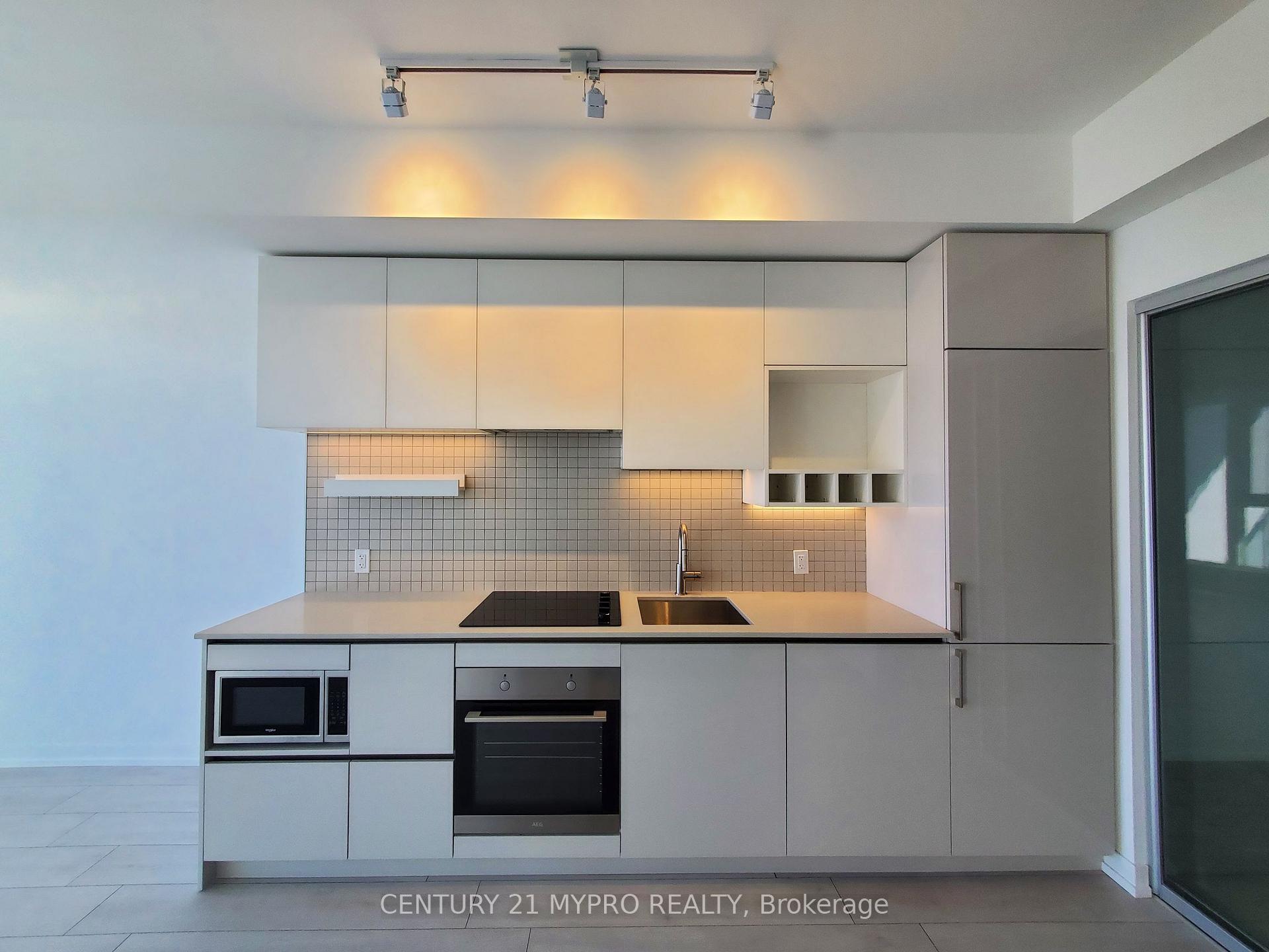 Photo 5 of Unit 5105, 5 Buttermill Avenue, Vaughan, Vaughan Corporate Centre — HOMEH