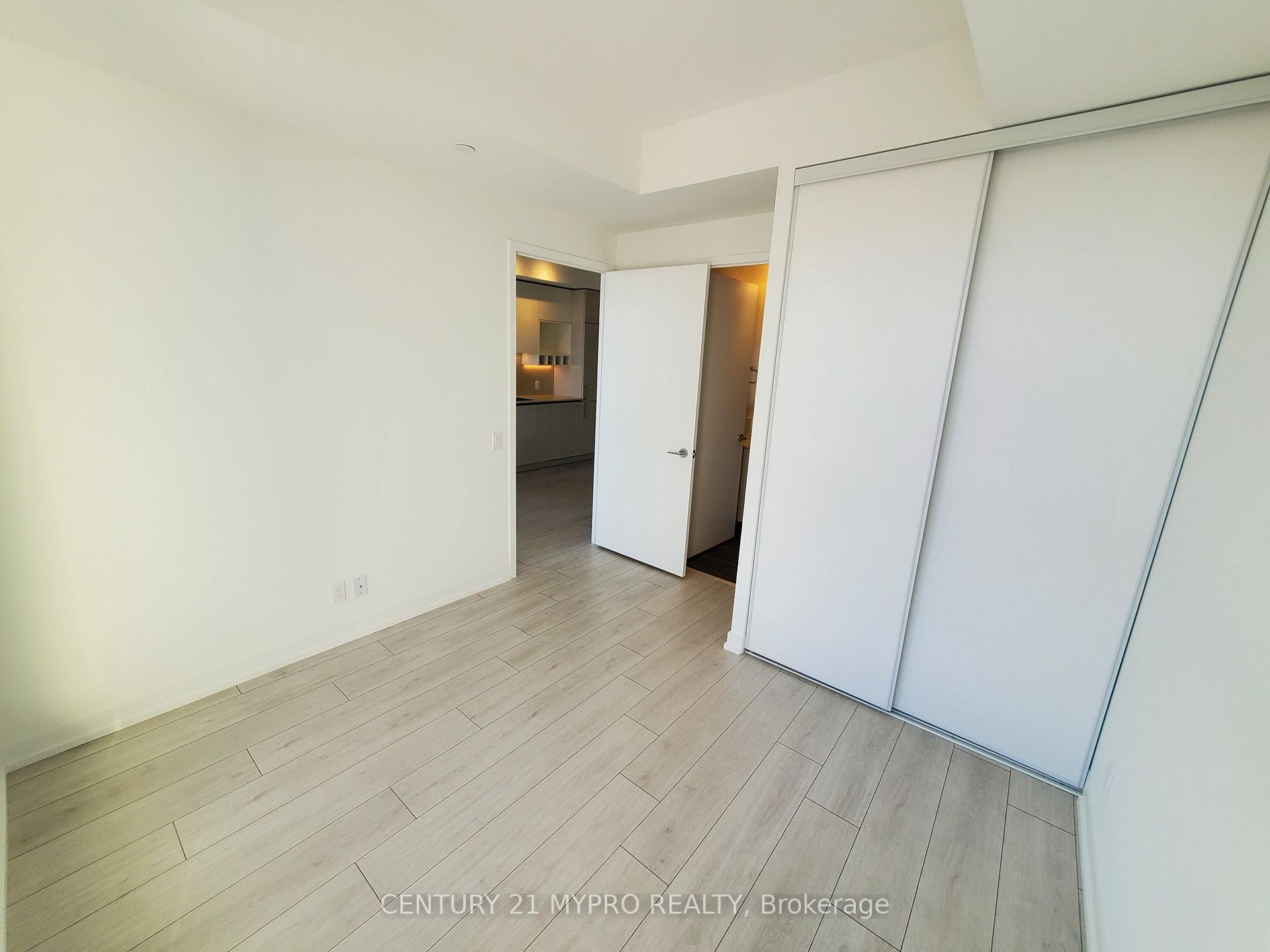 Photo 8 of Unit 5105, 5 Buttermill Avenue, Vaughan, Vaughan Corporate Centre — HOMEH