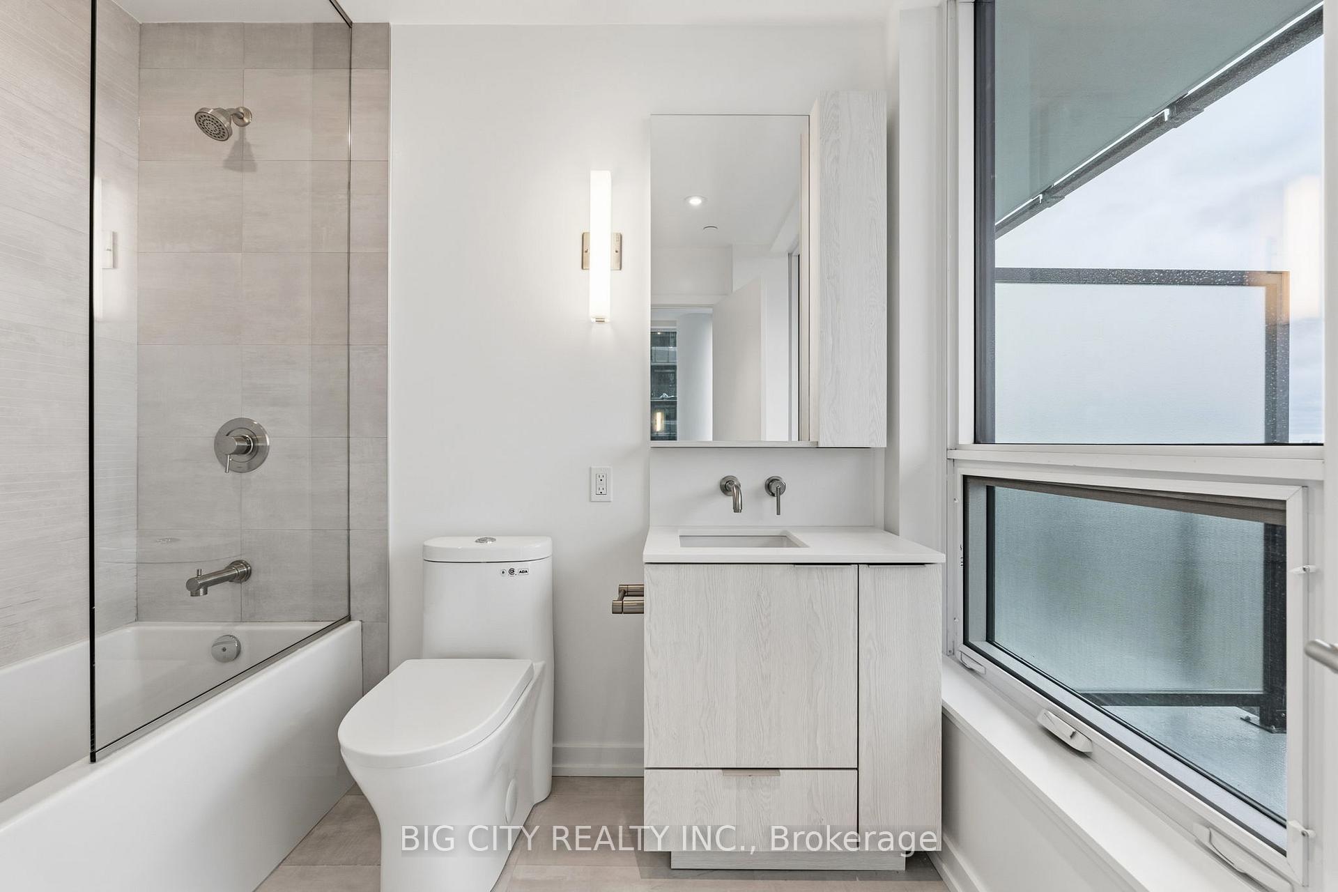 Photo 7 of Unit 2112, 110 Broadway Avenue, Toronto, Mount Pleasant West — HOMEH