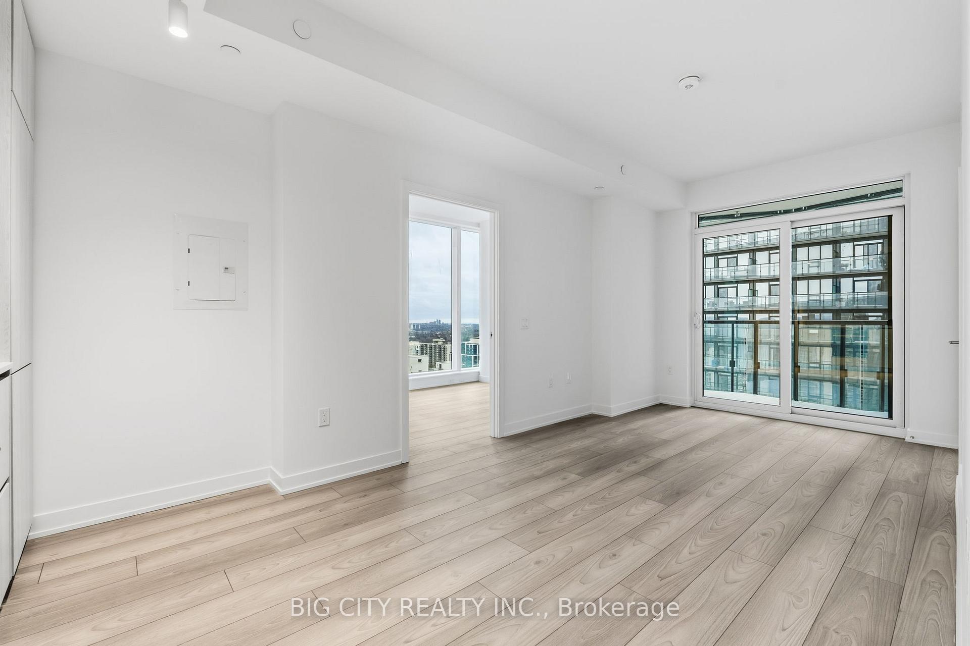 Photo 10 of Unit 2112, 110 Broadway Avenue, Toronto, Mount Pleasant West — HOMEH