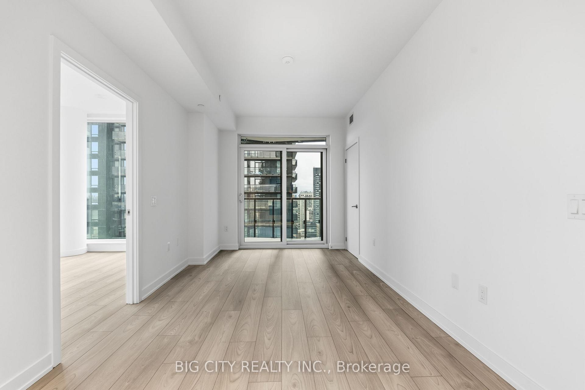 Photo 11 of Unit 2112, 110 Broadway Avenue, Toronto, Mount Pleasant West — HOMEH