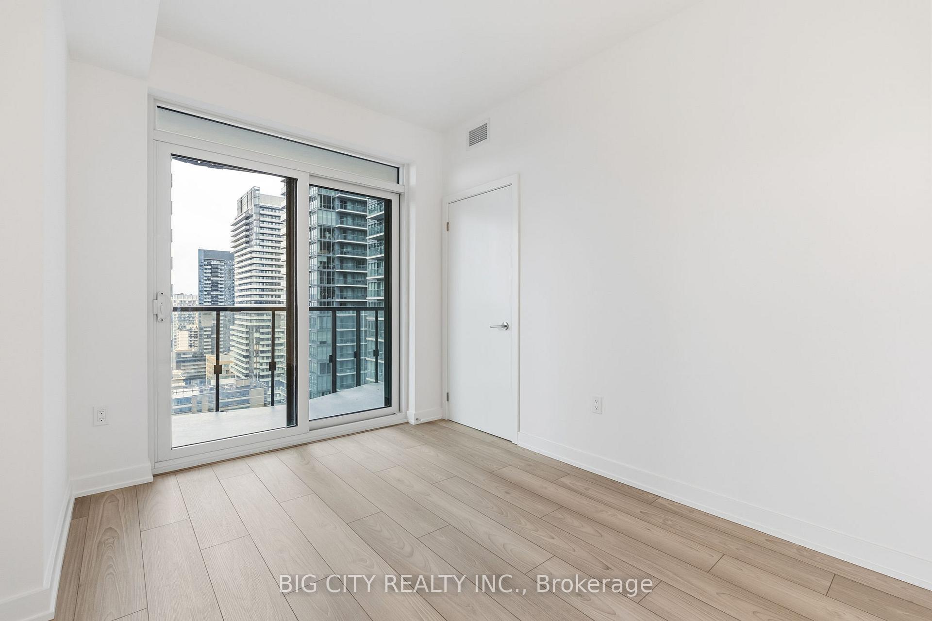 Photo 15 of Unit 2112, 110 Broadway Avenue, Toronto, Mount Pleasant West — HOMEH