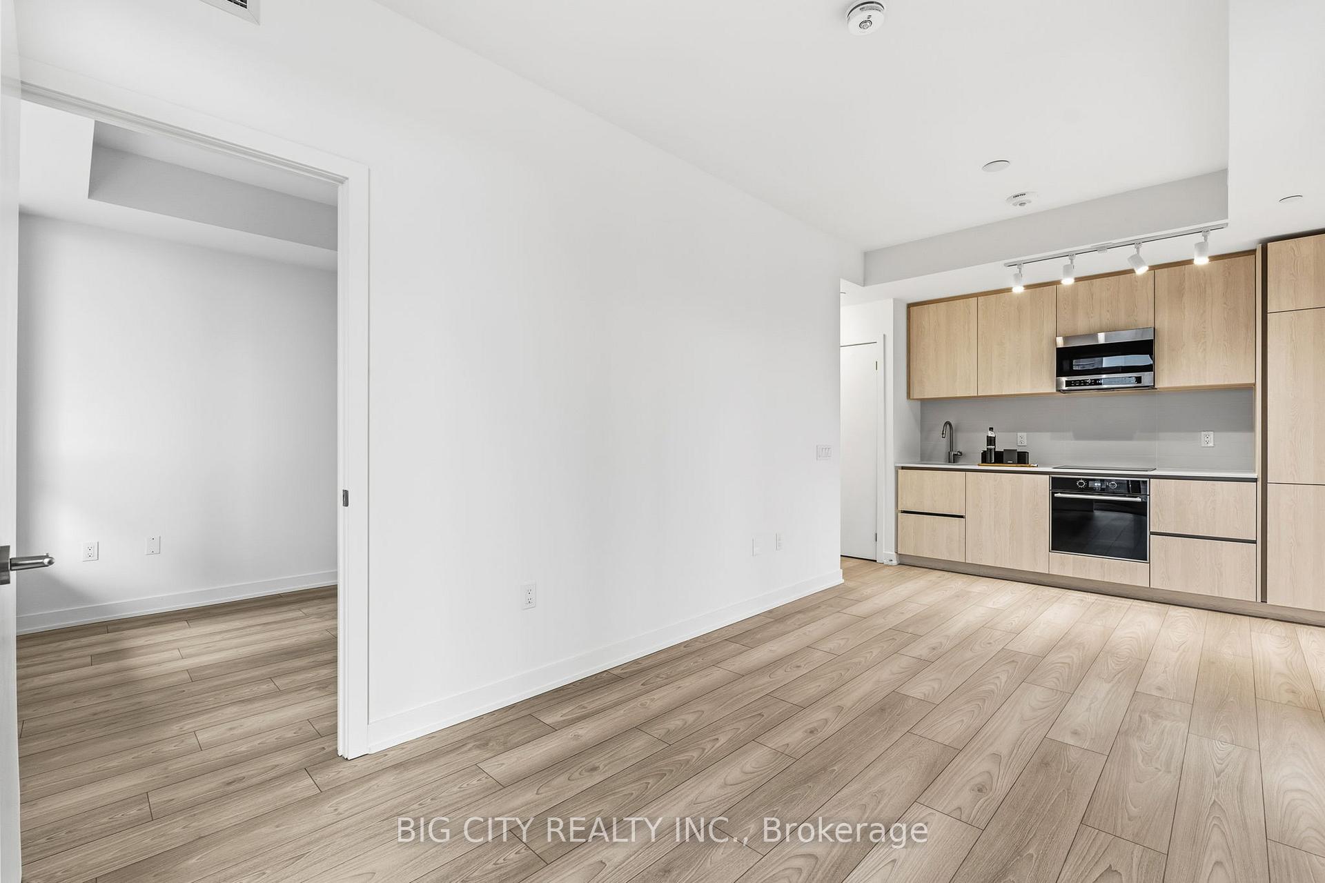 Photo 17 of Unit 2112, 110 Broadway Avenue, Toronto, Mount Pleasant West — HOMEH