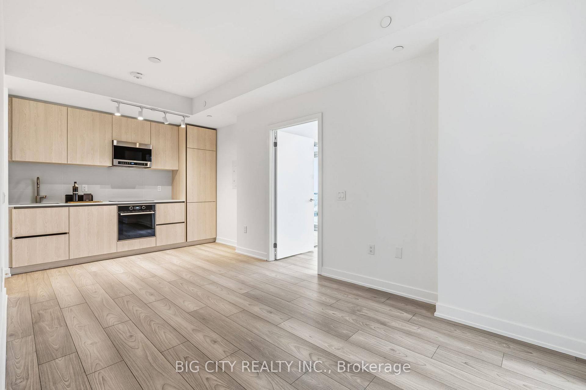 Photo 19 of Unit 2112, 110 Broadway Avenue, Toronto, Mount Pleasant West — HOMEH