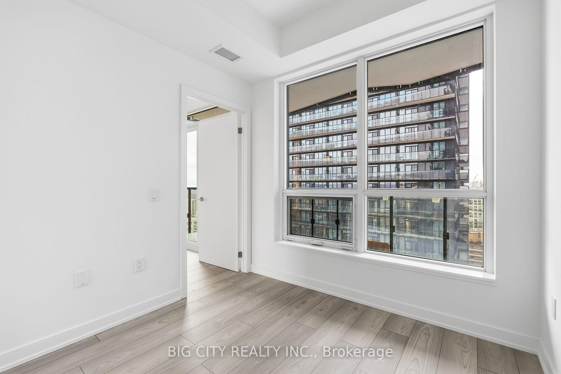 Photo 20 of Unit 2112, 110 Broadway Avenue, Toronto, Mount Pleasant West — HOMEH
