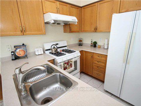 Photo 4 of 1919 Bur Oak Avenue, Markham, Greensborough — HOMEH