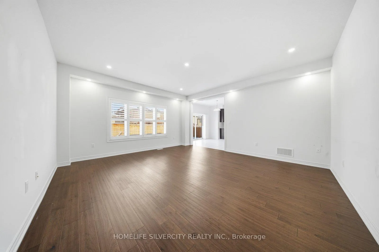 Photo 17 of 38 Mcgovern Lane, Brant, Paris — HOMEH