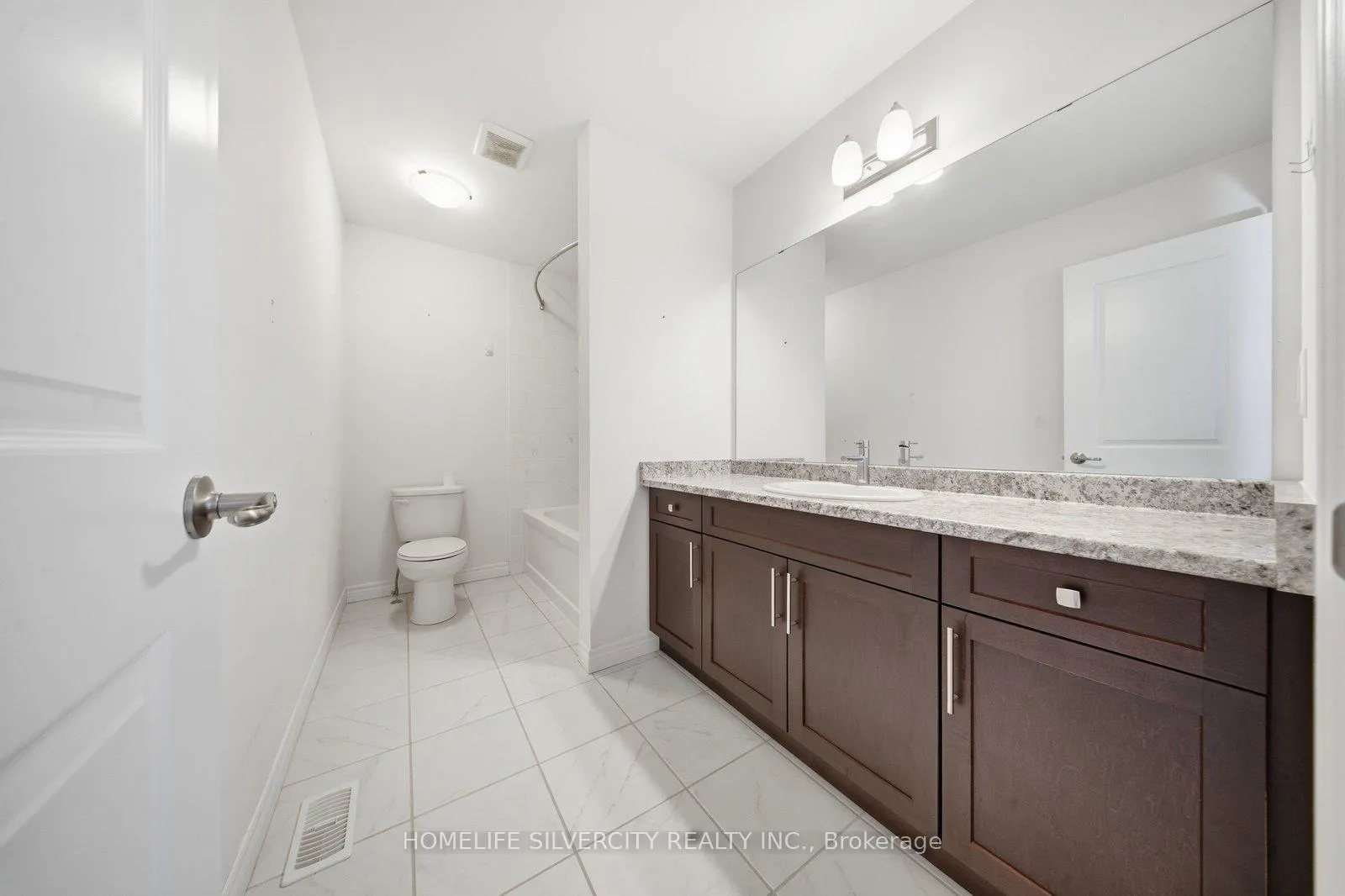 Photo 23 of 38 Mcgovern Lane, Brant, Paris — HOMEH
