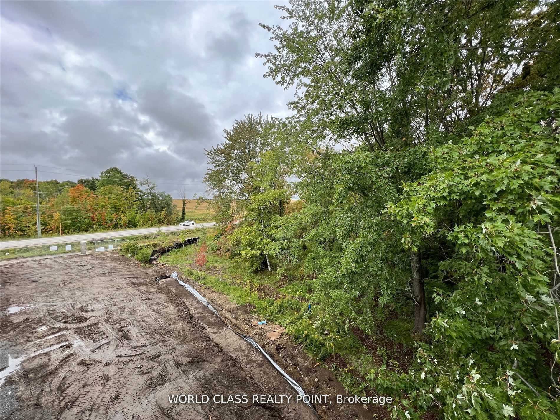 Photo 10 of 1490 Purchase Place, Innisfil, Lefroy — HOMEH