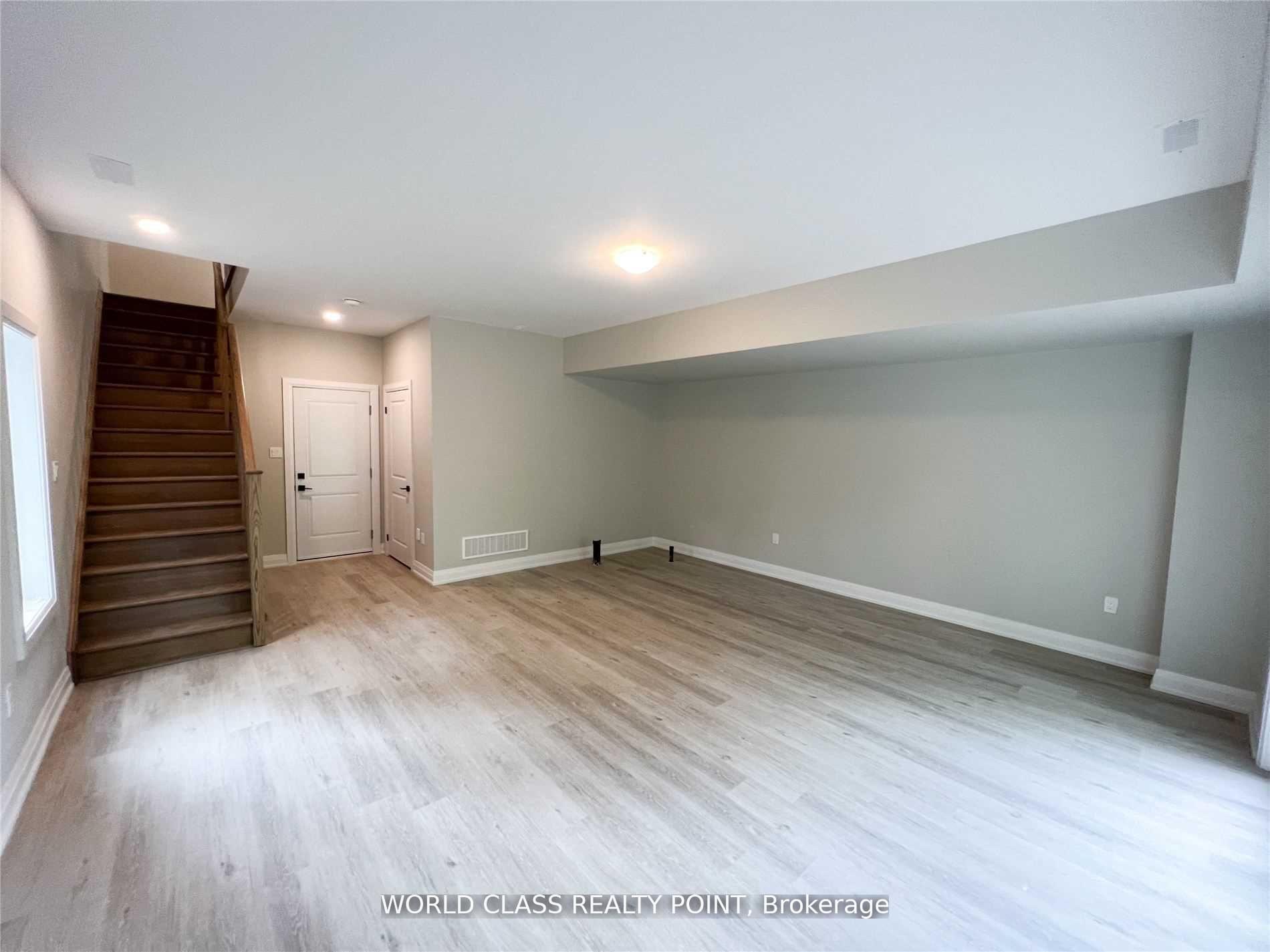 Photo 17 of 1490 Purchase Place, Innisfil, Lefroy — HOMEH