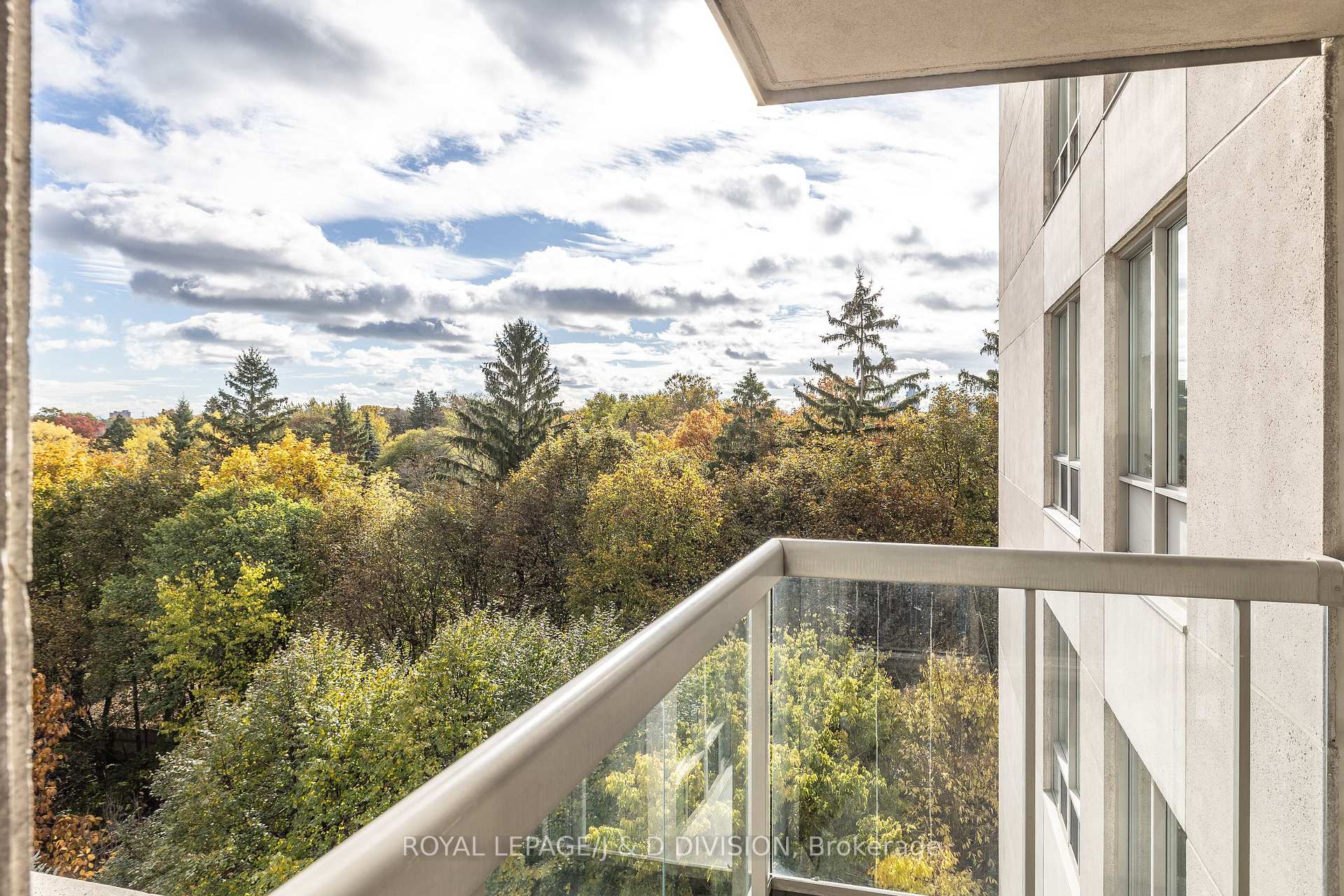 Photo 1 of Unit 805, 253 Merton Street, Toronto, Mount Pleasant West — HOMEH