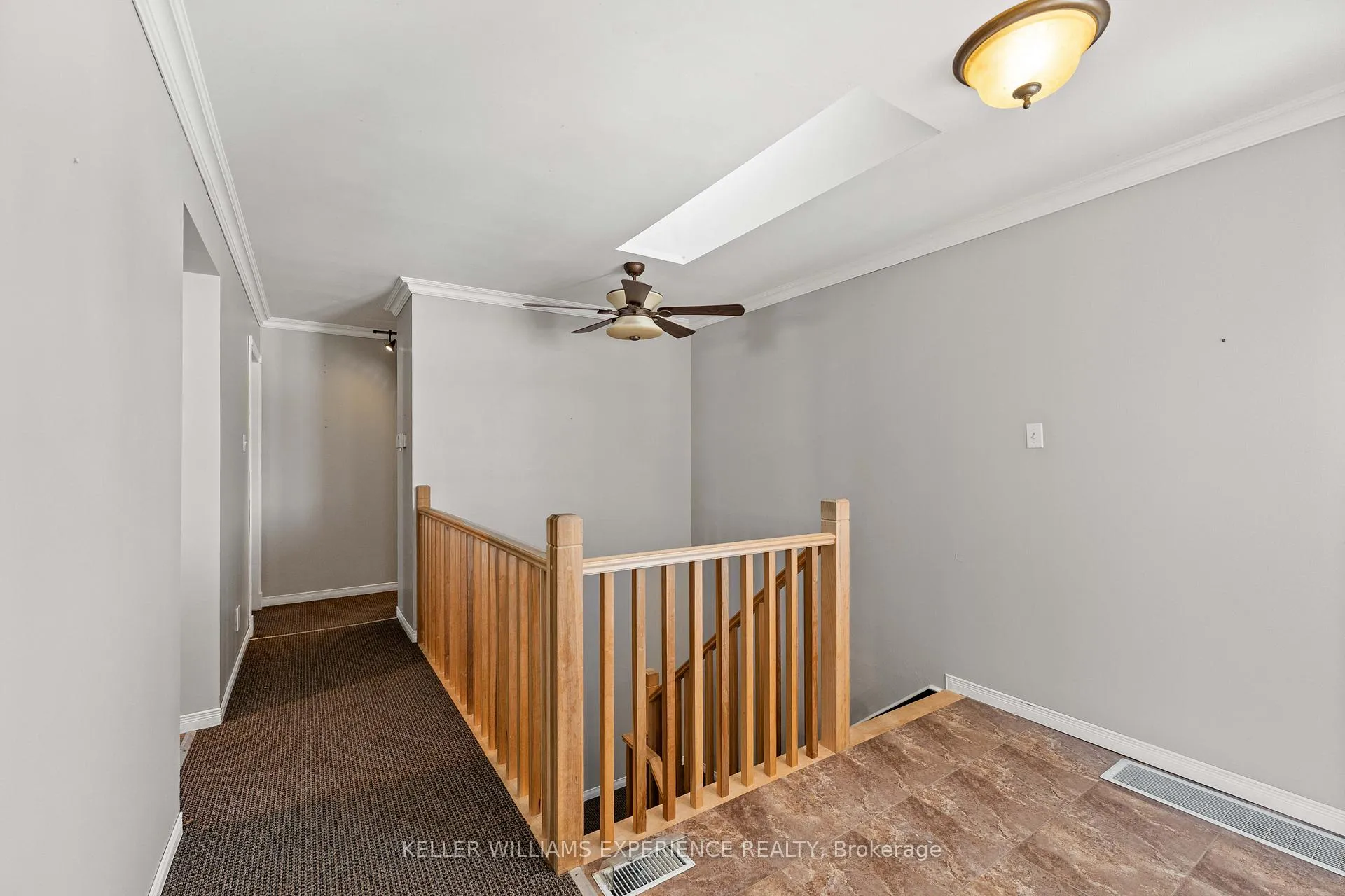 Photo 5 of 2717 3/4 Sunnidale Side Road, Clearview, Rural Clearview — HOMEH