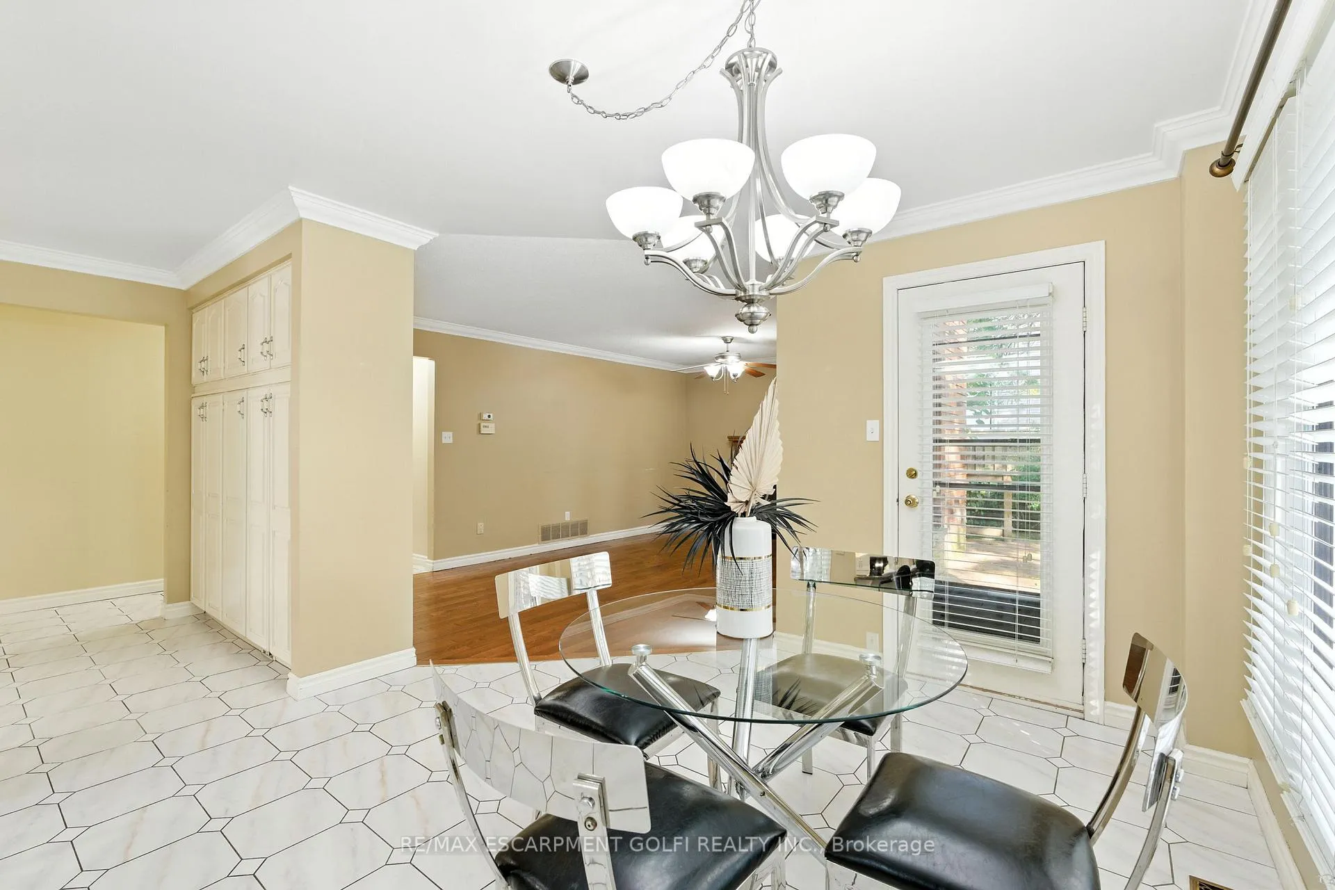 Photo 18 of 6 Renata Court, Hamilton, Cootes Paradise — HOMEH