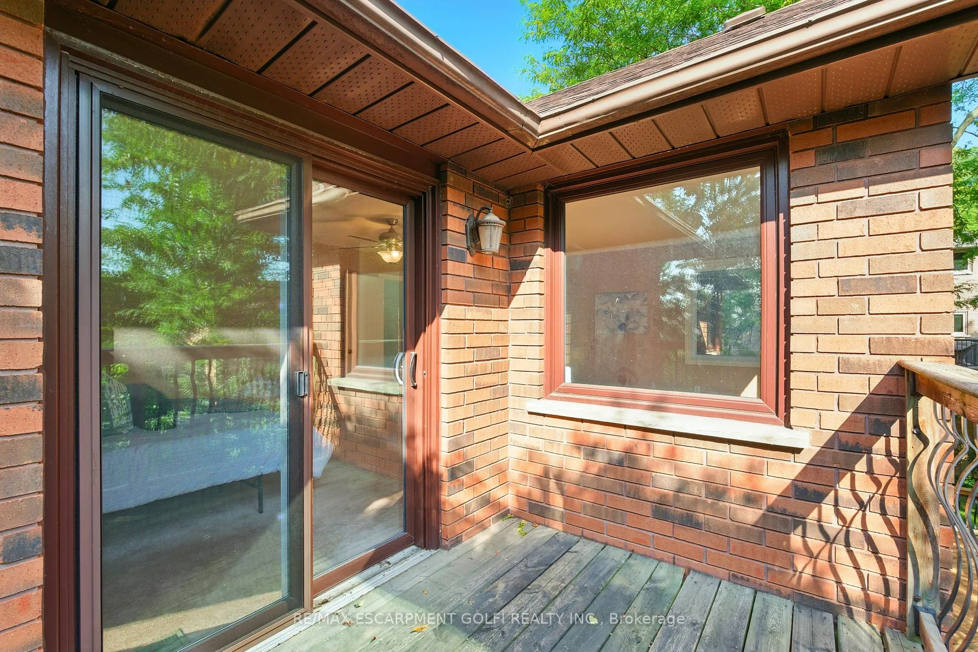 Photo 30 of 6 Renata Court, Hamilton, Cootes Paradise — HOMEH