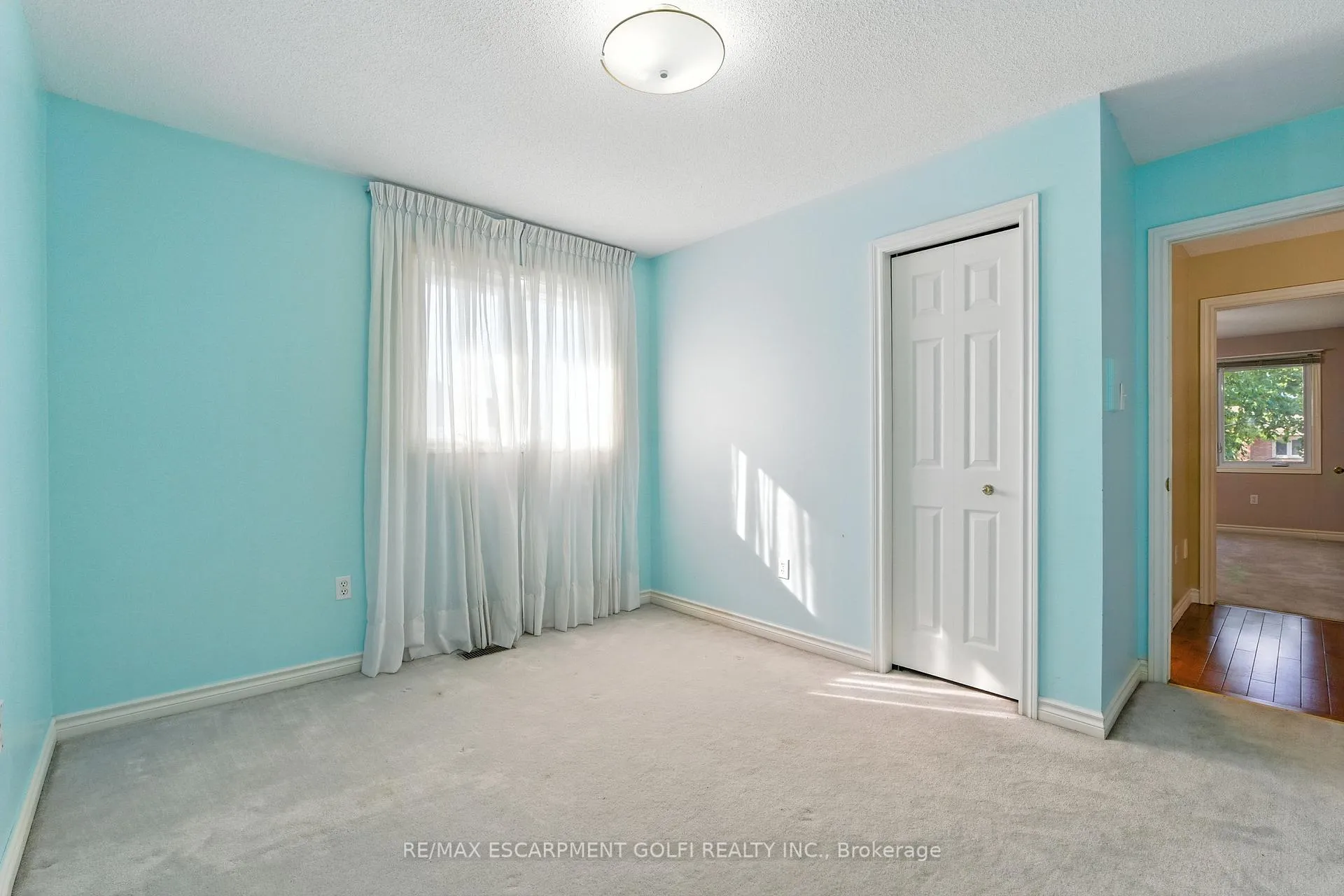 Photo 39 of 6 Renata Court, Hamilton, Cootes Paradise — HOMEH