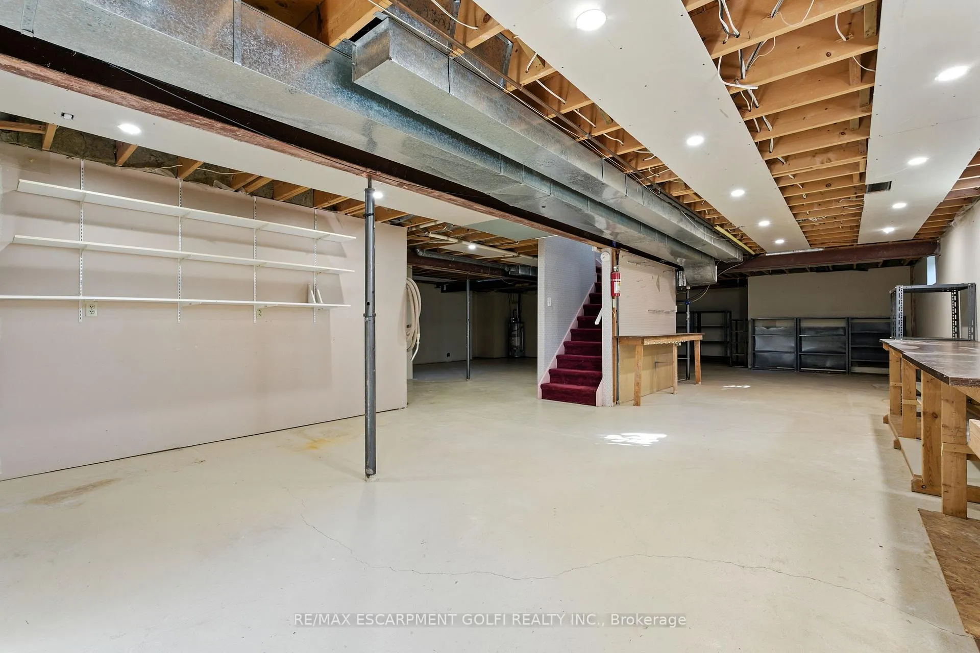 Photo 42 of 6 Renata Court, Hamilton, Cootes Paradise — HOMEH