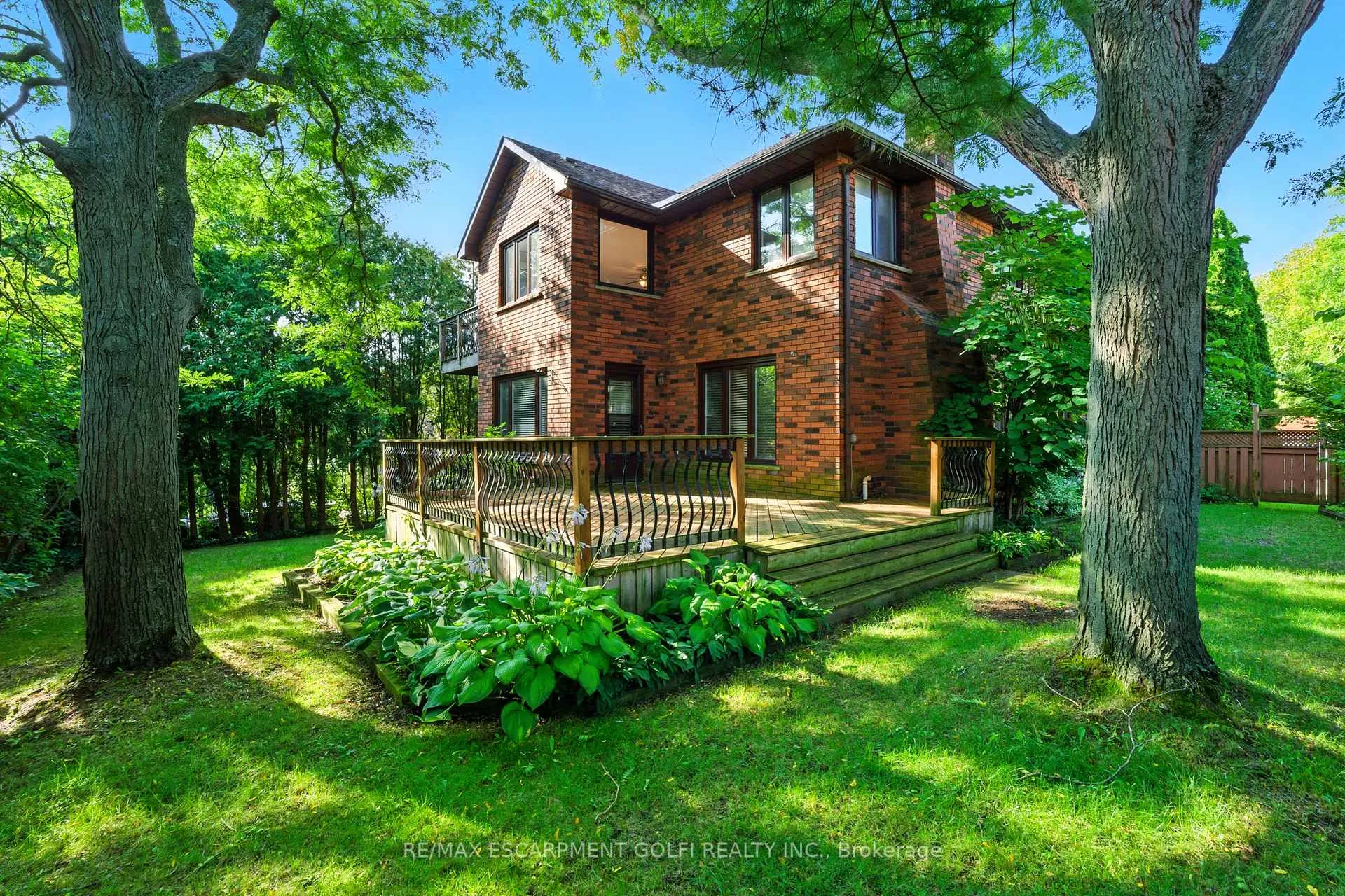 Photo 45 of 6 Renata Court, Hamilton, Cootes Paradise — HOMEH
