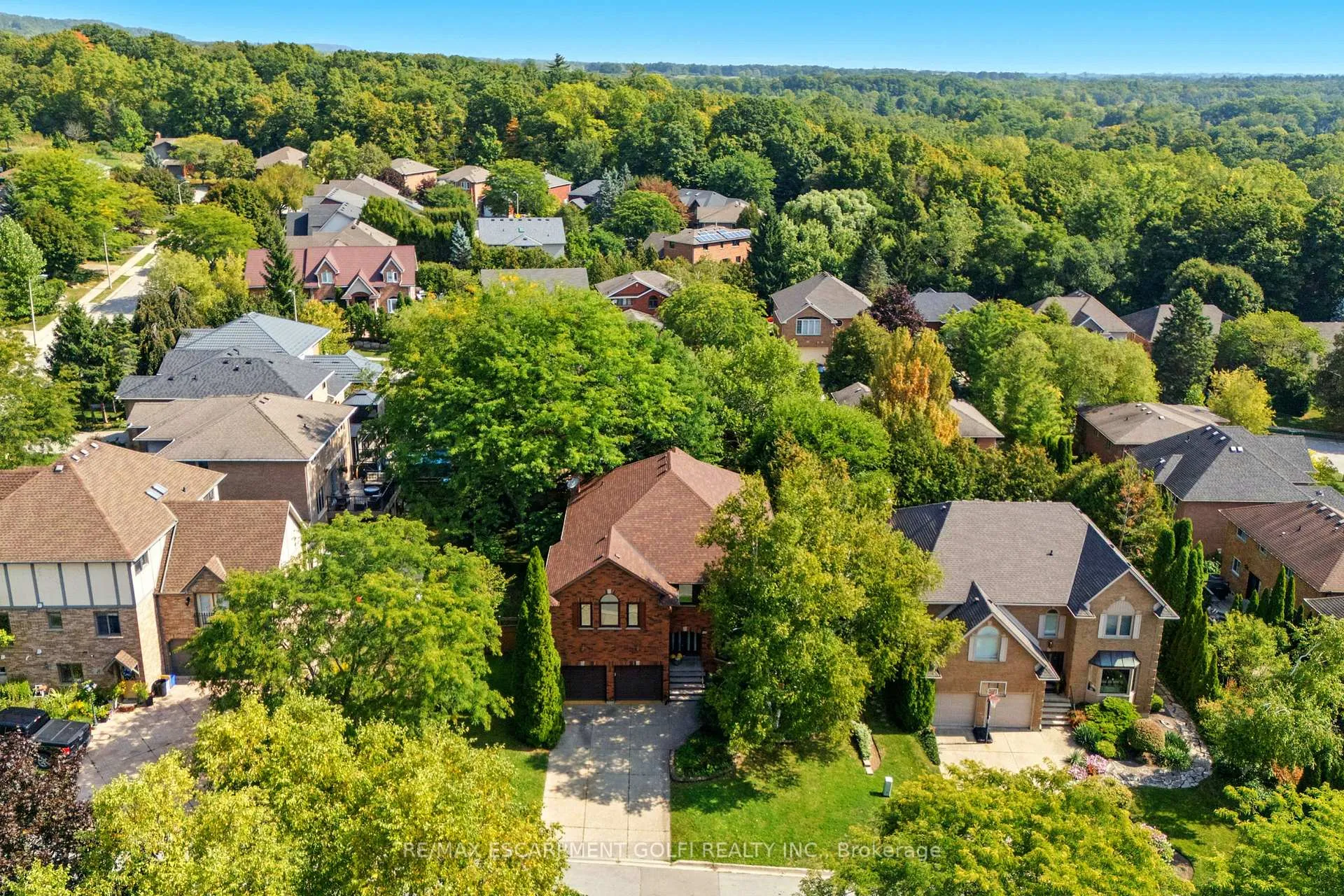 Photo 46 of 6 Renata Court, Hamilton, Cootes Paradise — HOMEH