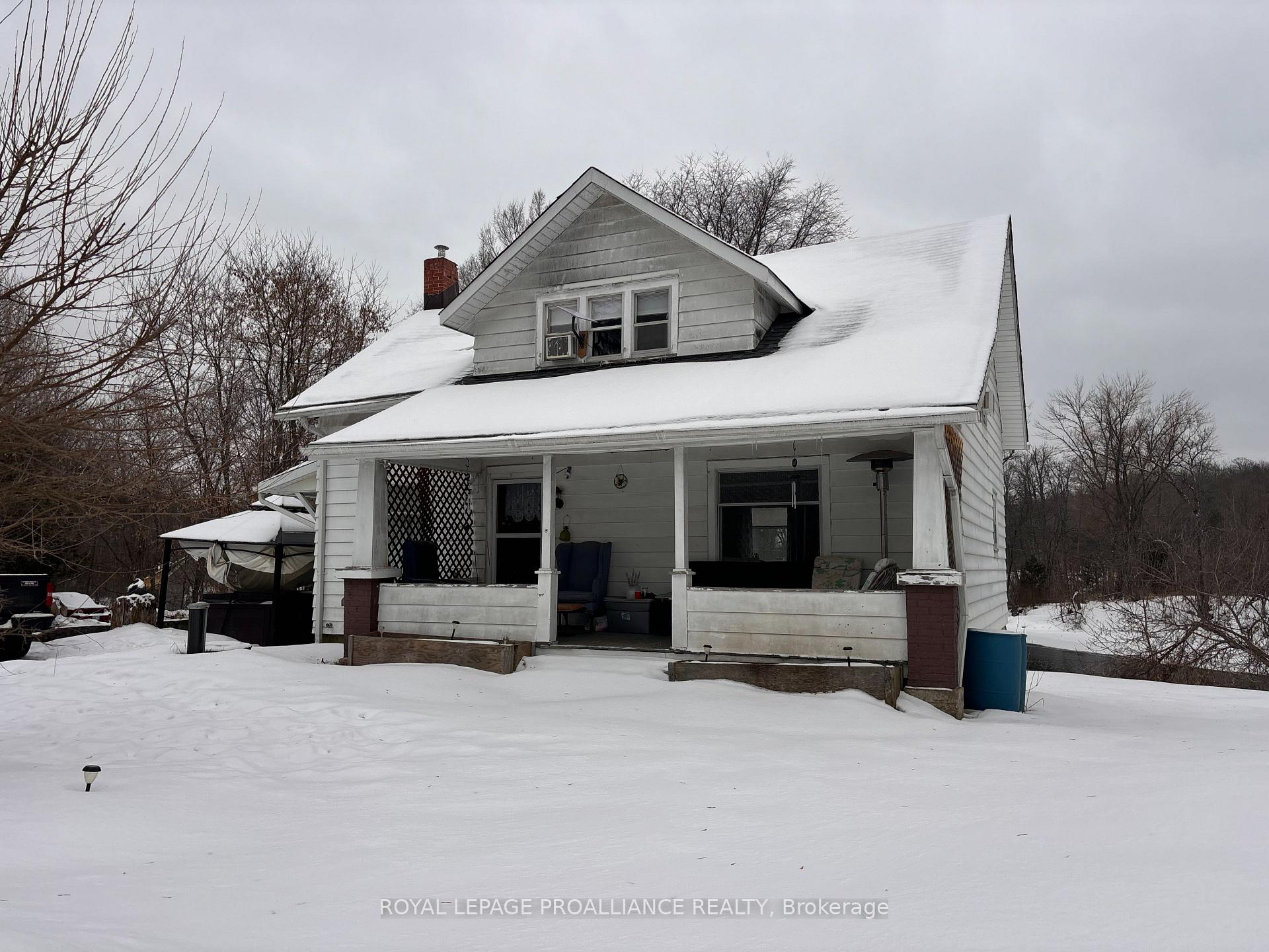 Photo 2 of 1022 Bridge Street, Frontenac, Frontenac Centre — HOMEH
