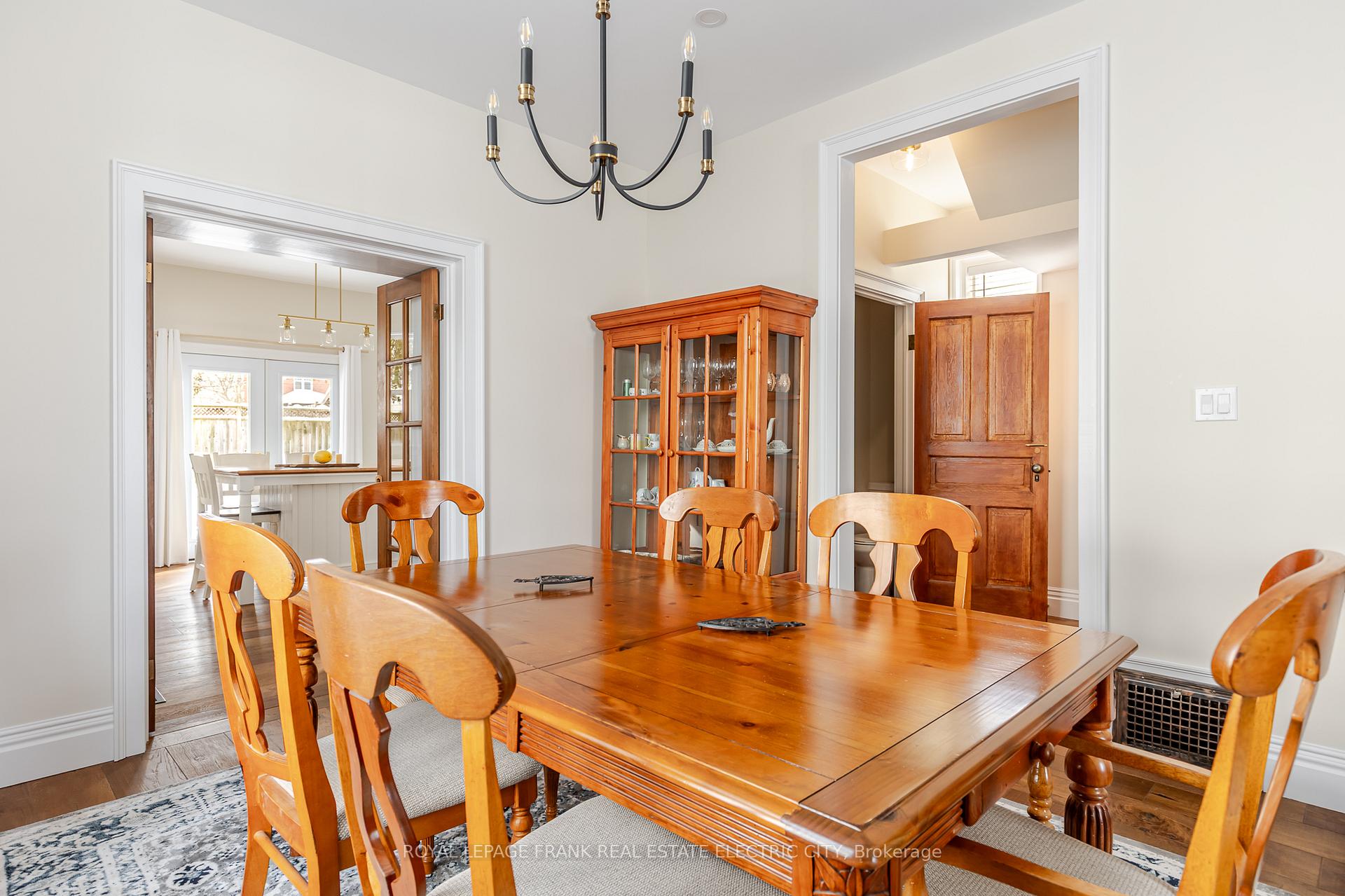 Photo 9 of 577 Walnut Street, Peterborough, Town Ward 3 — HOMEH