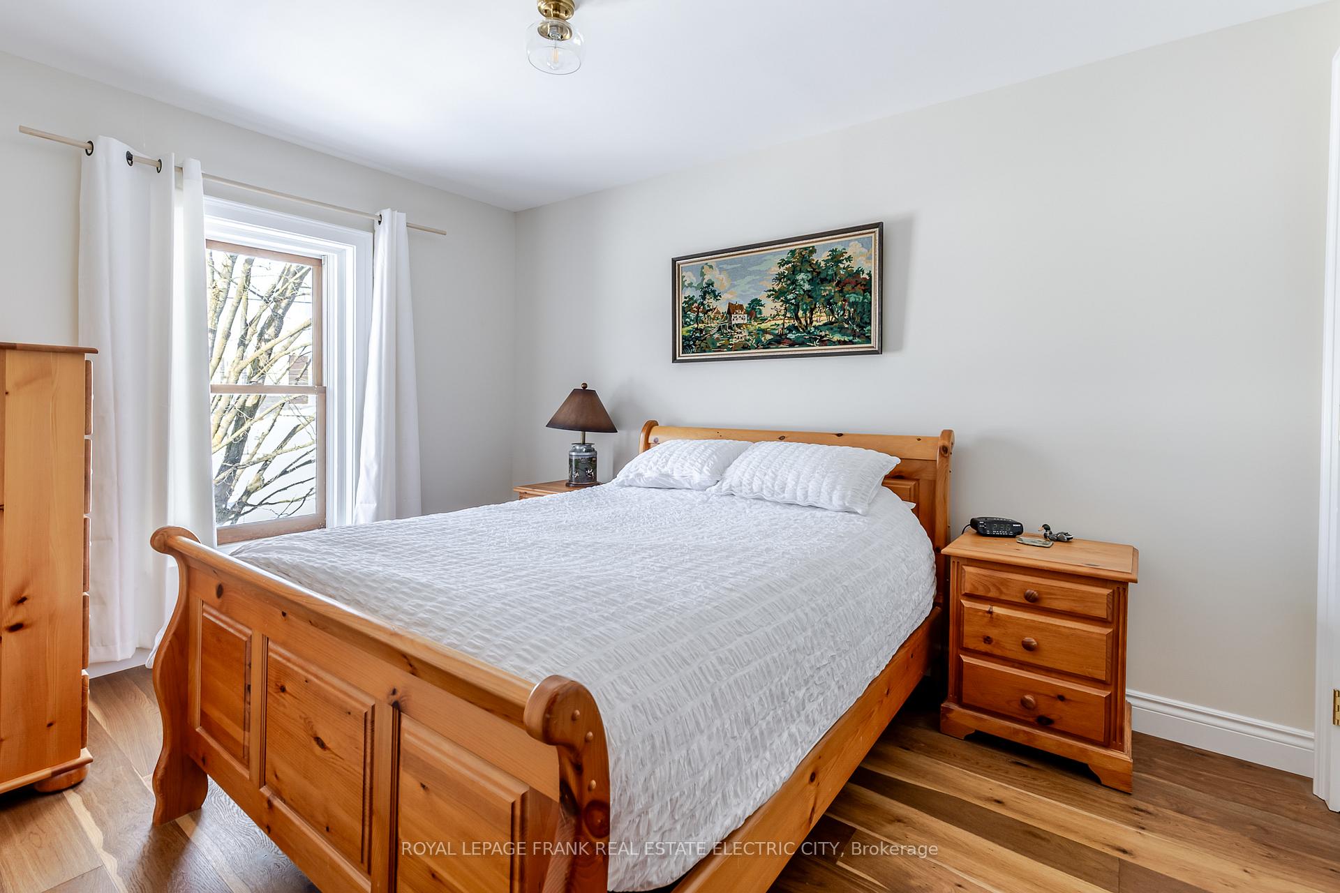 Photo 30 of 577 Walnut Street, Peterborough, Town Ward 3 — HOMEH