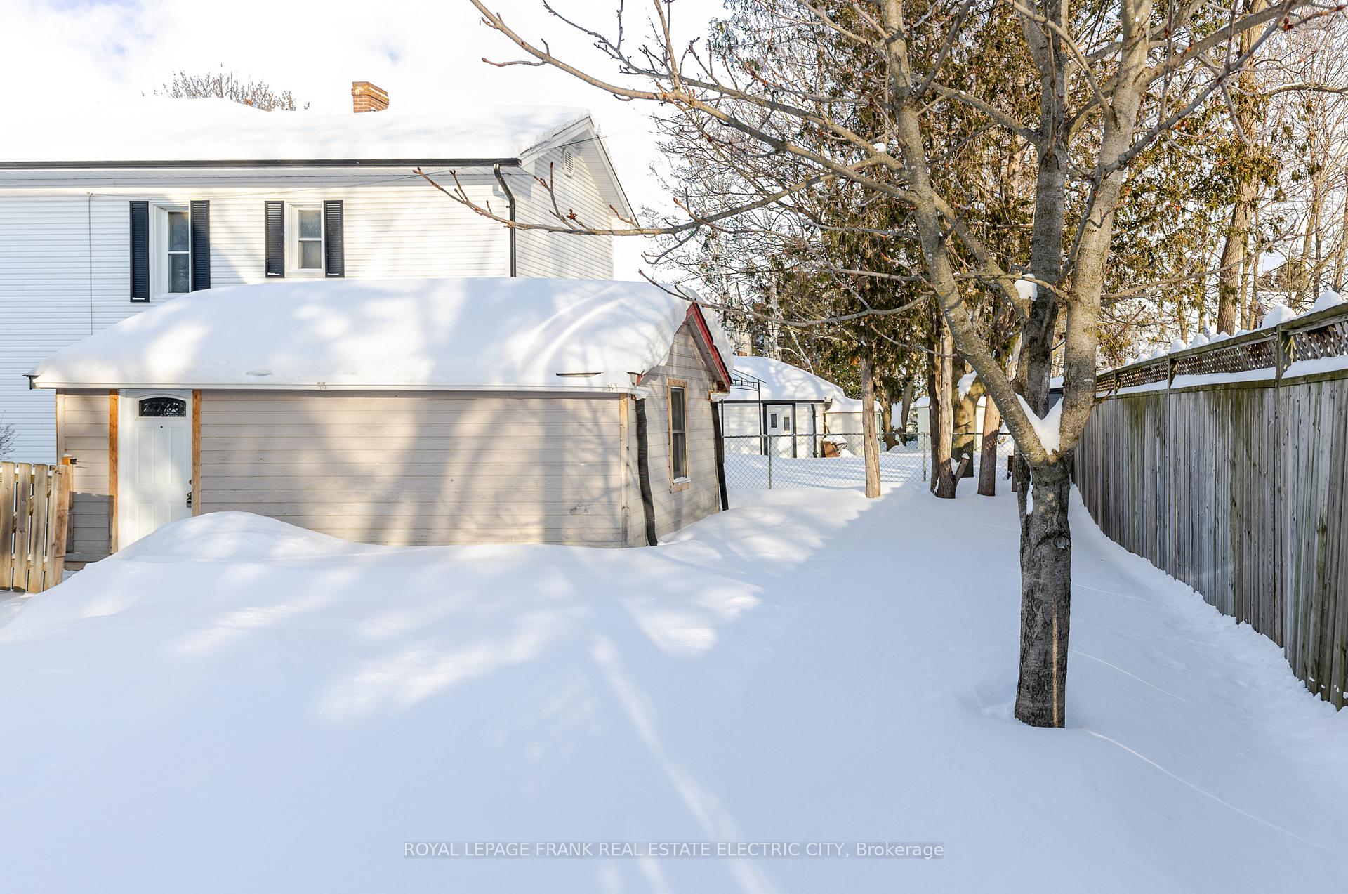 Photo 45 of 577 Walnut Street, Peterborough, Town Ward 3 — HOMEH