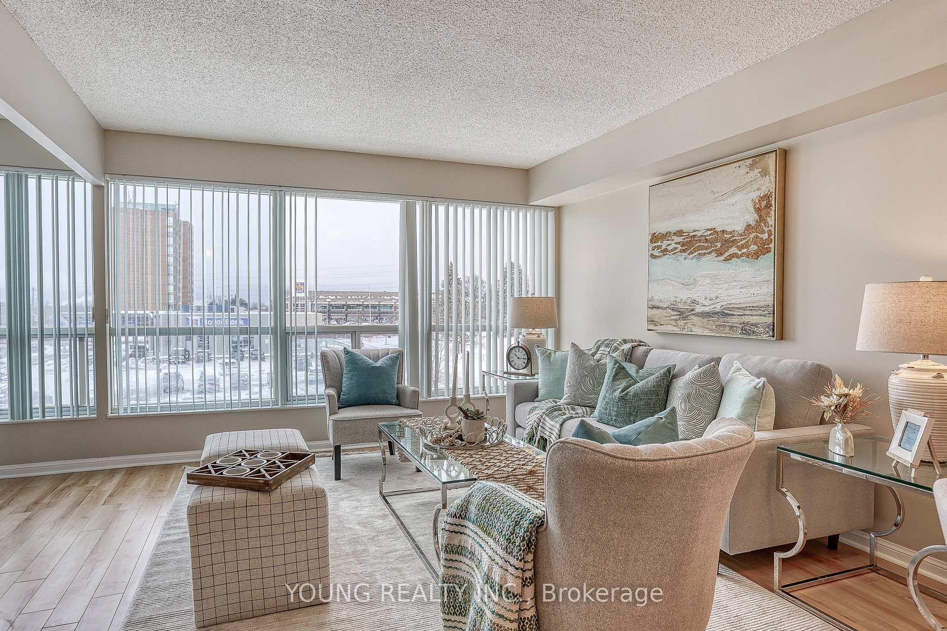 Photo 5 of Unit 305, 712 Rossland Rd E, Whitby, Pringle Creek — HOMEH