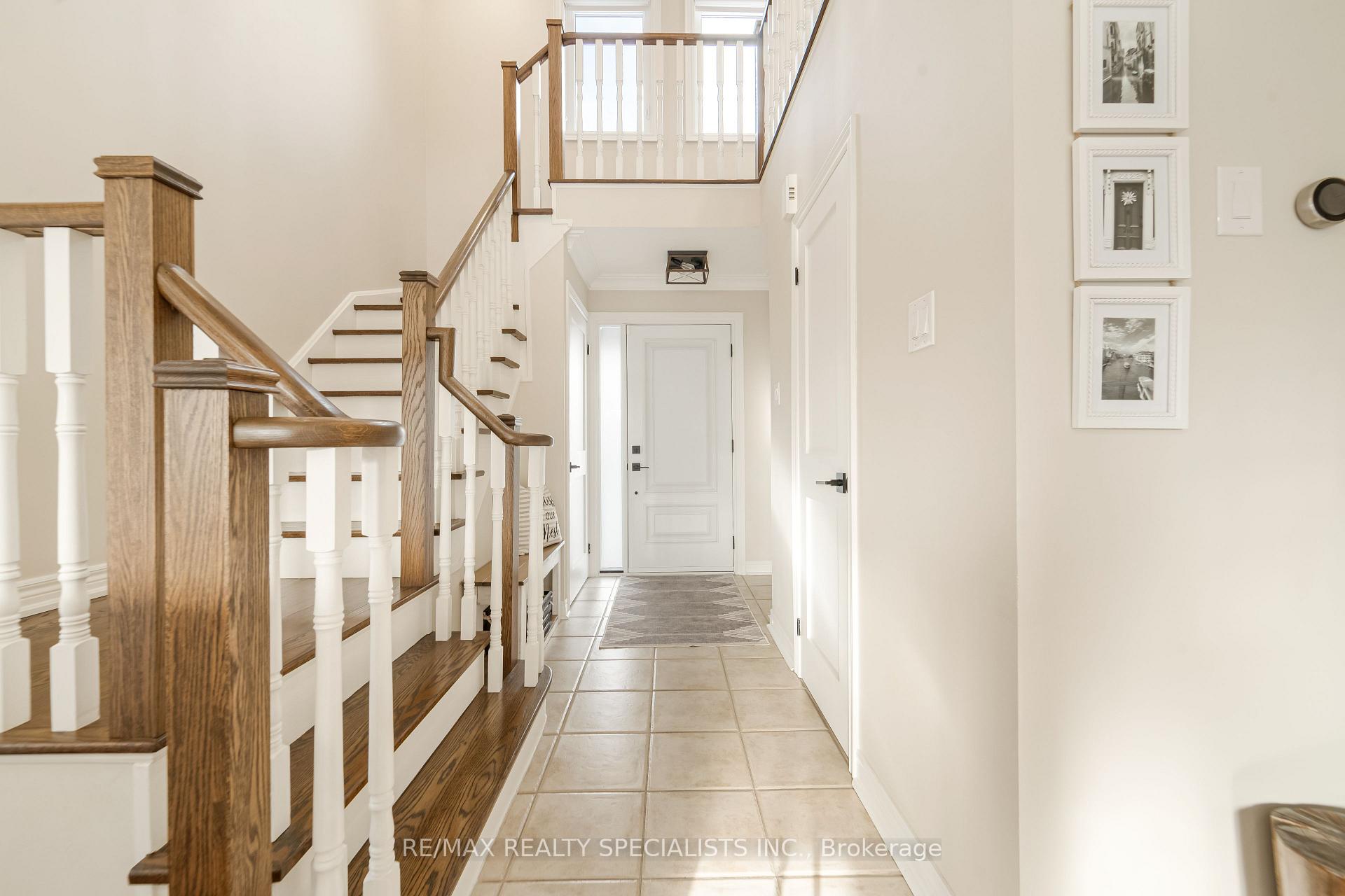 Photo 5 of 18 Pinebrook Circle, Caledon, Rural Caledon — HOMEH
