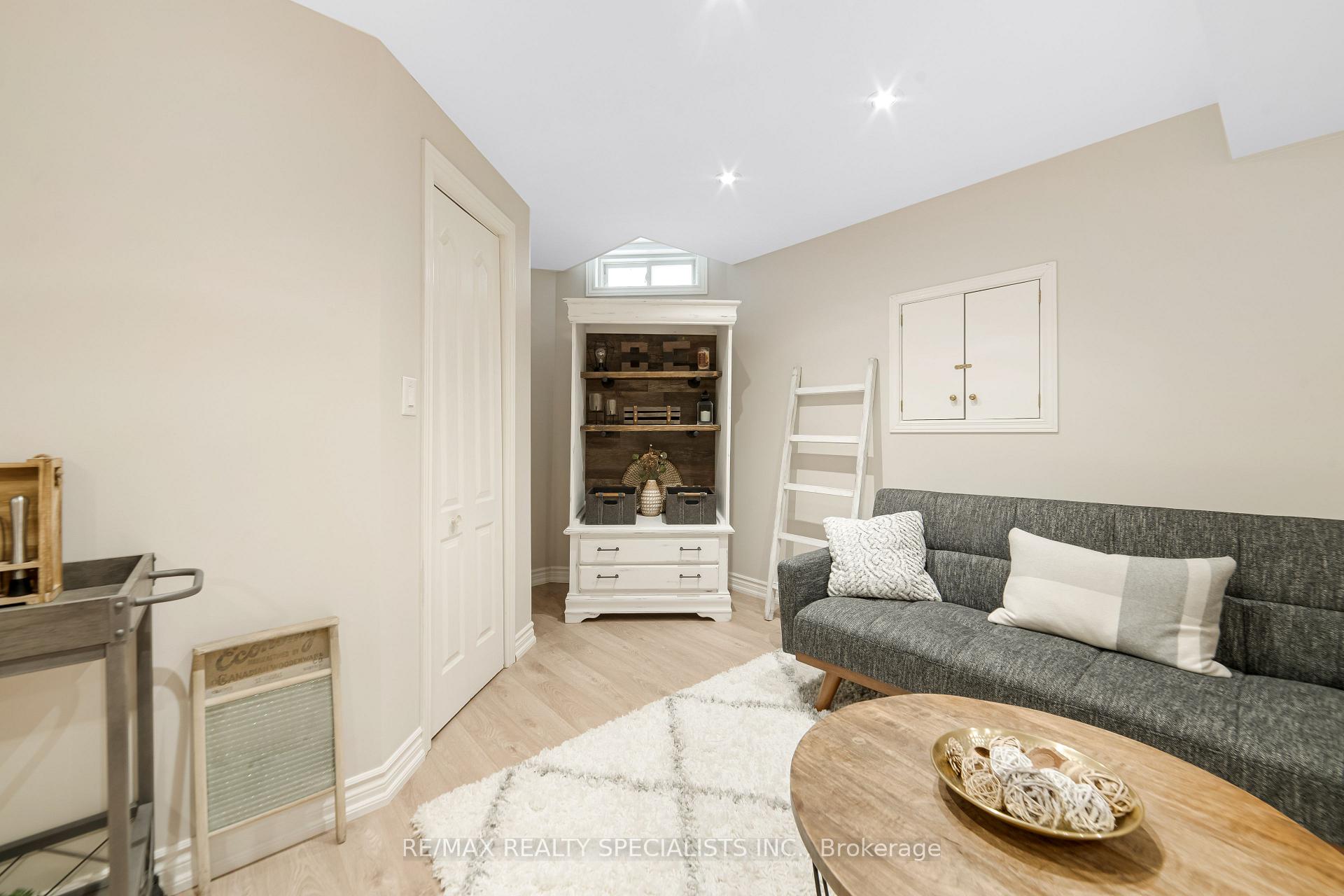 Photo 37 of 18 Pinebrook Circle, Caledon, Rural Caledon — HOMEH